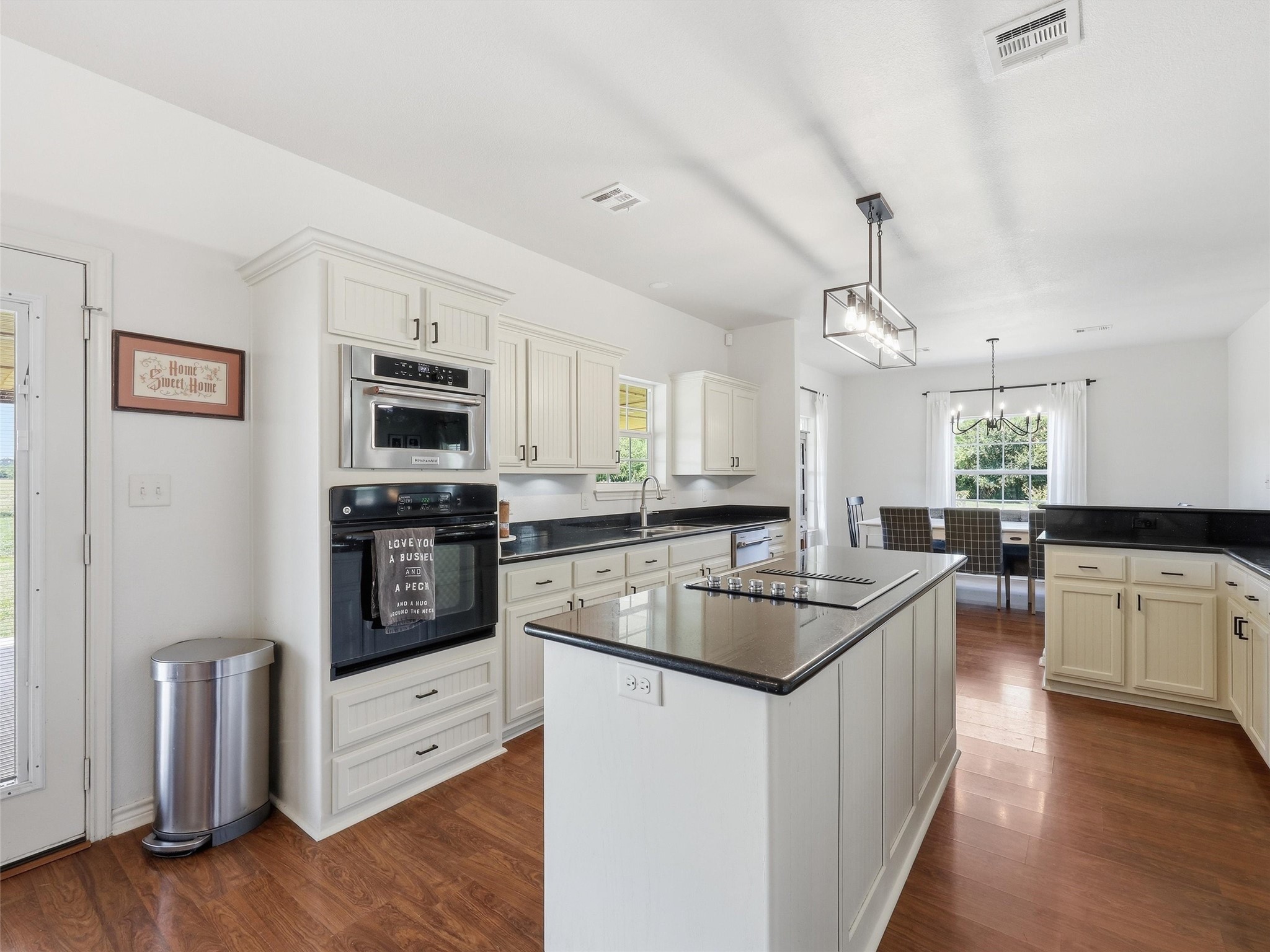 4560 Mcdermand Road Property Photo 20