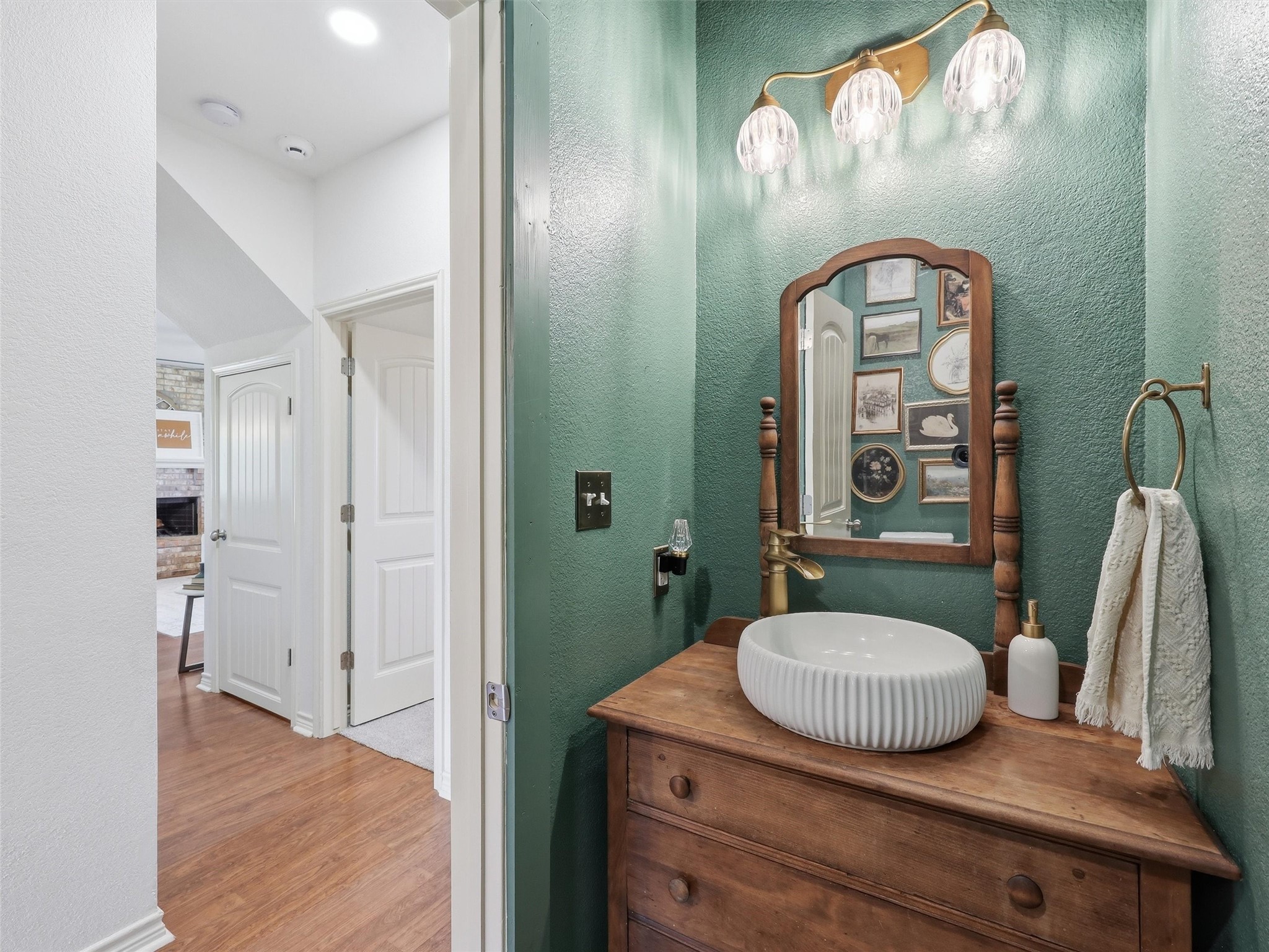 4560 Mcdermand Road Property Photo 22