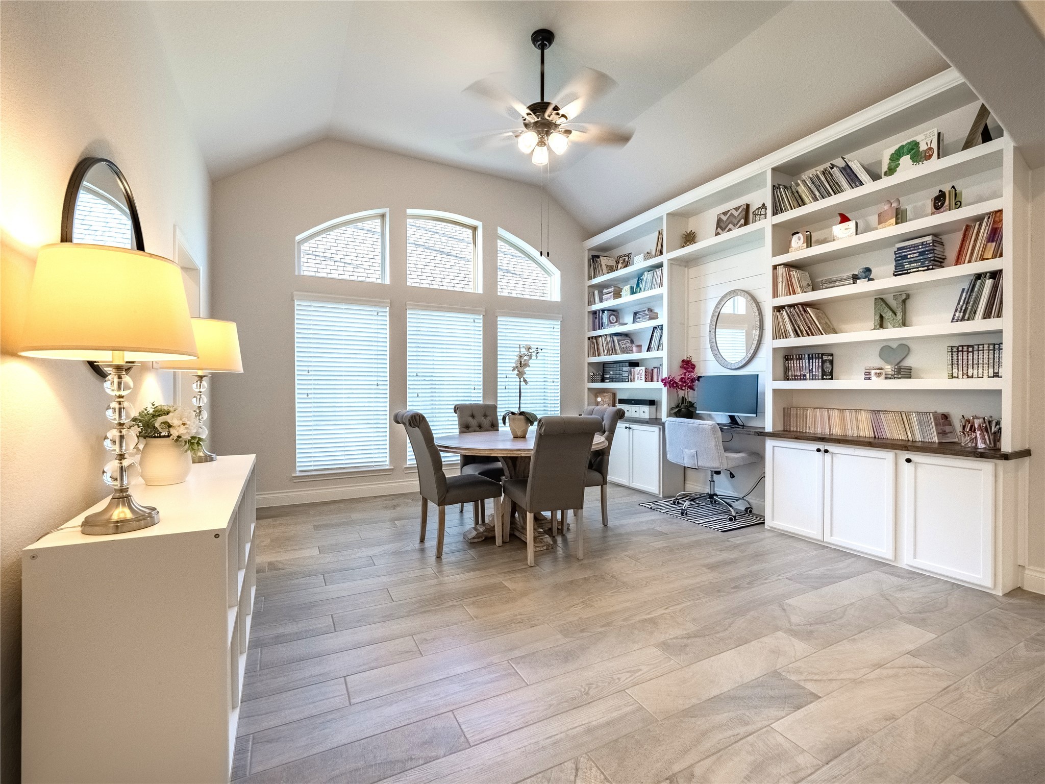 10406 Fluxus Way Property Photo 2