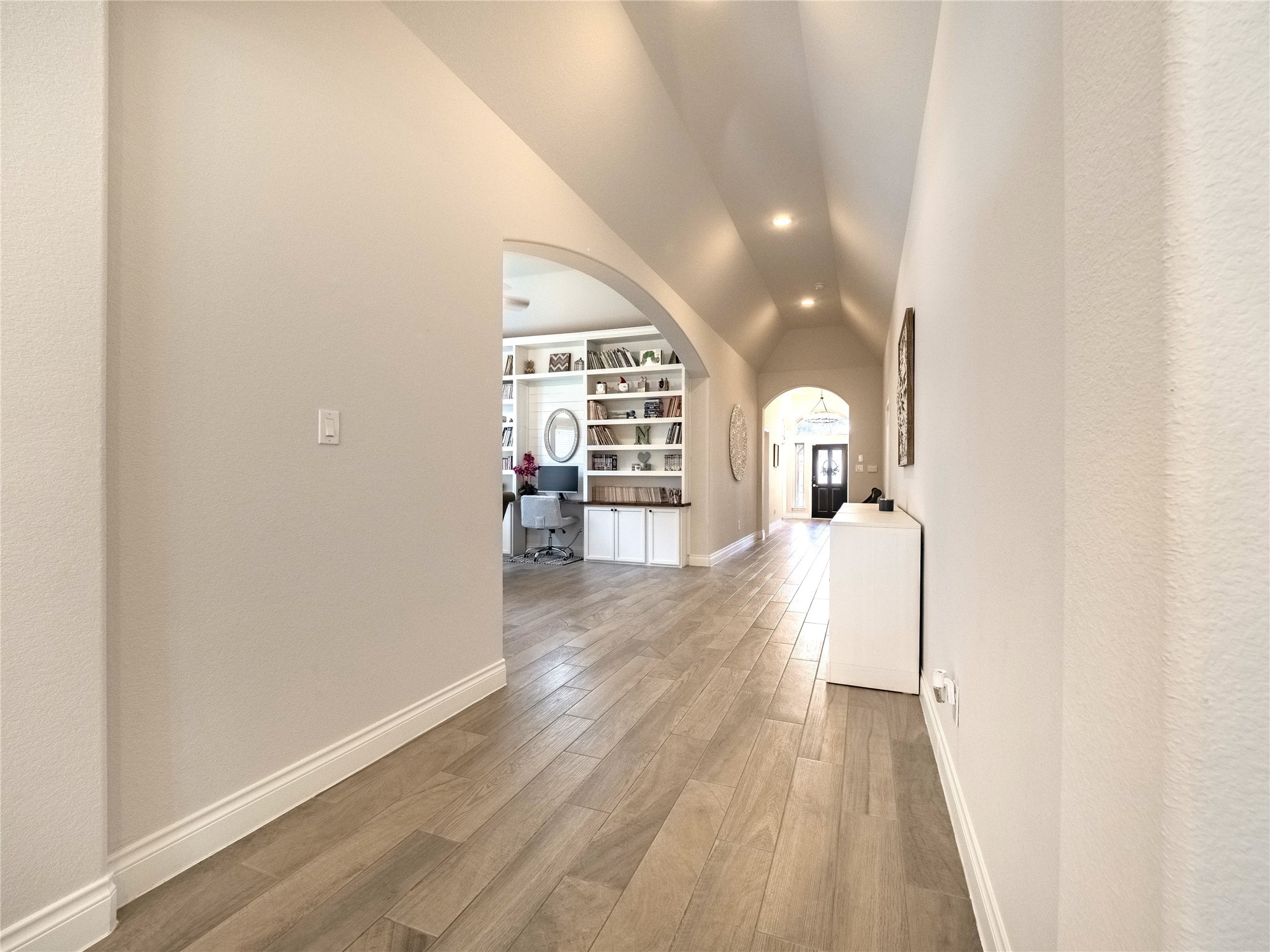 10406 Fluxus Way Property Photo 9