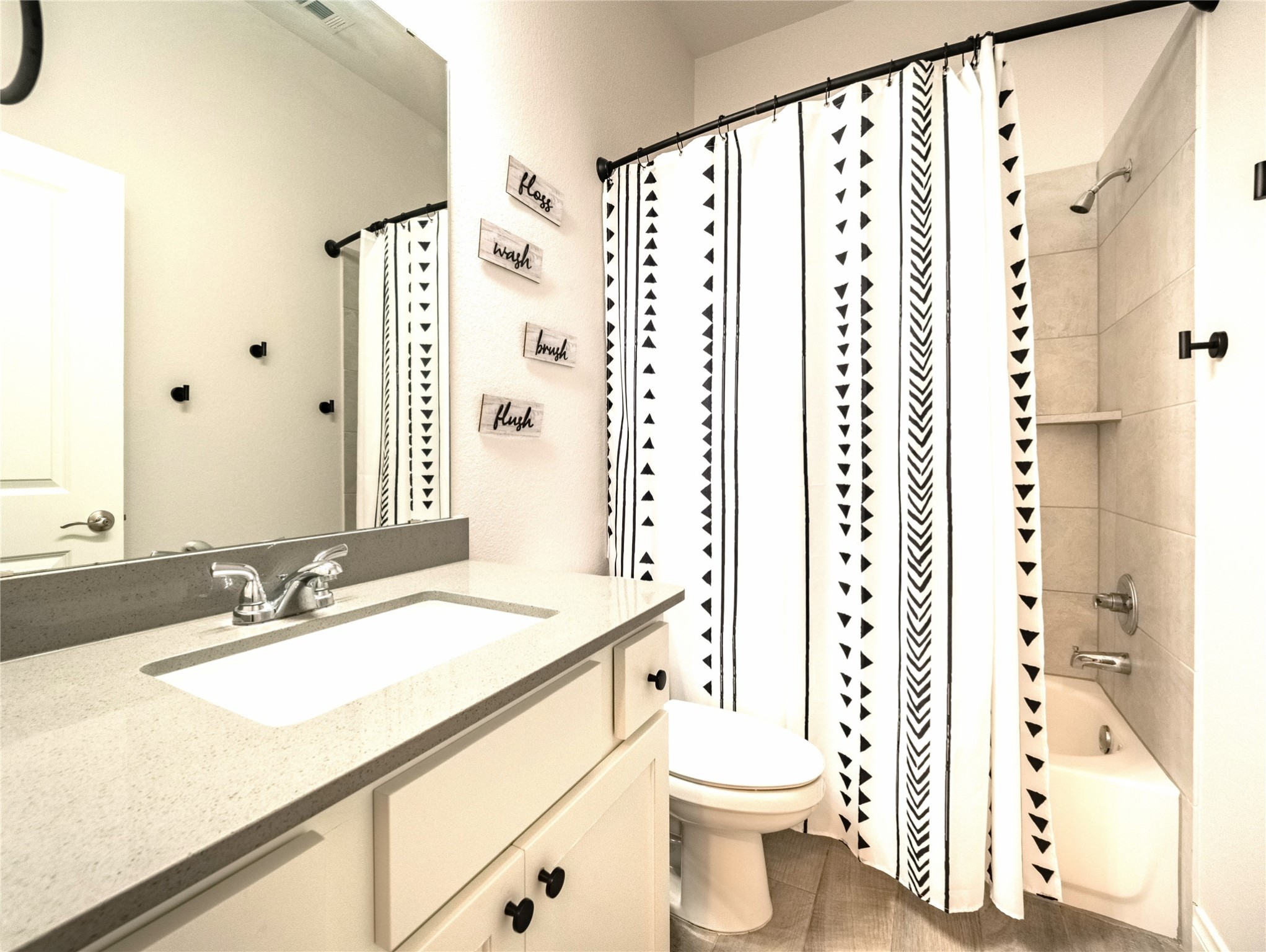 10406 Fluxus Way Property Photo 15