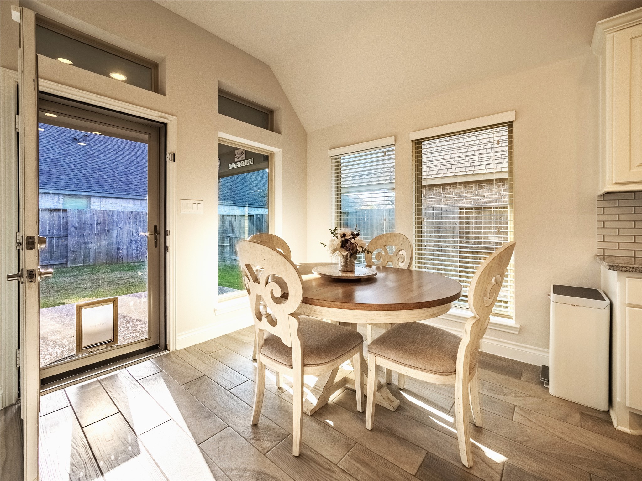 10406 Fluxus Way Property Photo 17