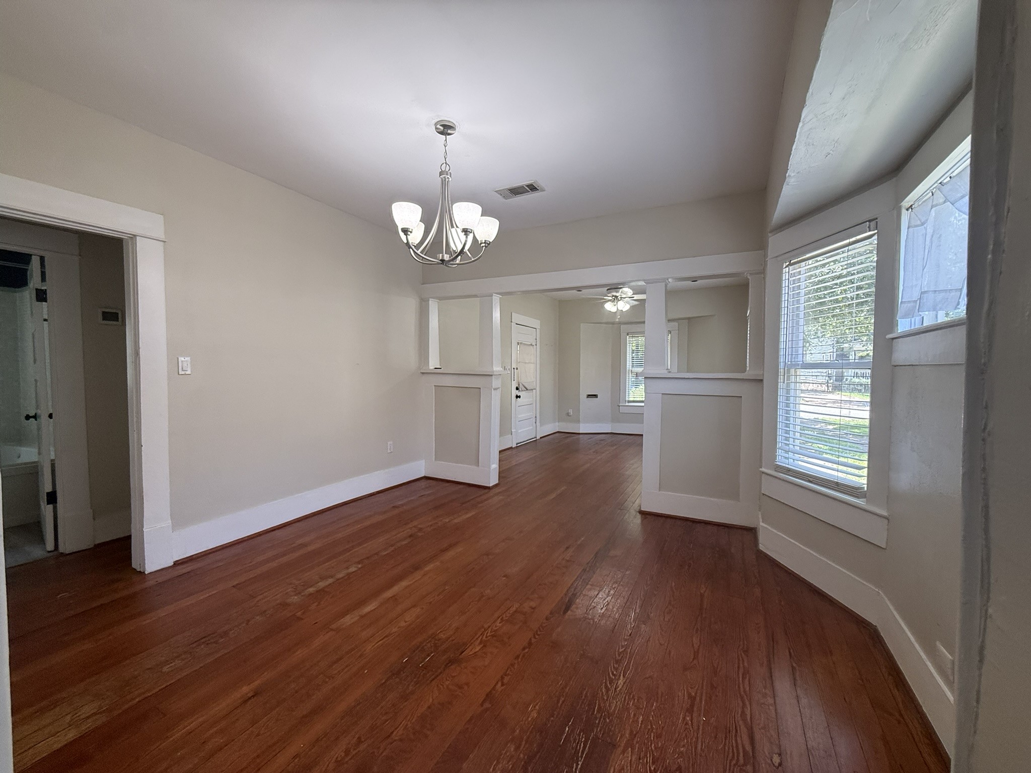 1406 Columbia Street Property Photo 6