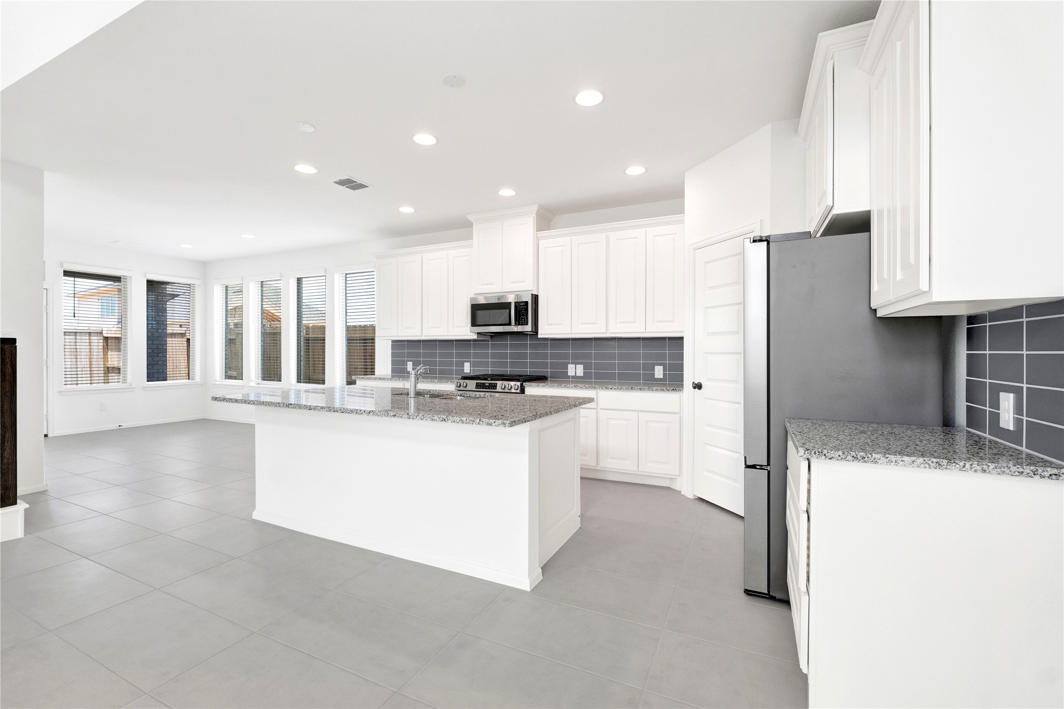 31010 Evening Skye Drive Property Photo 1
