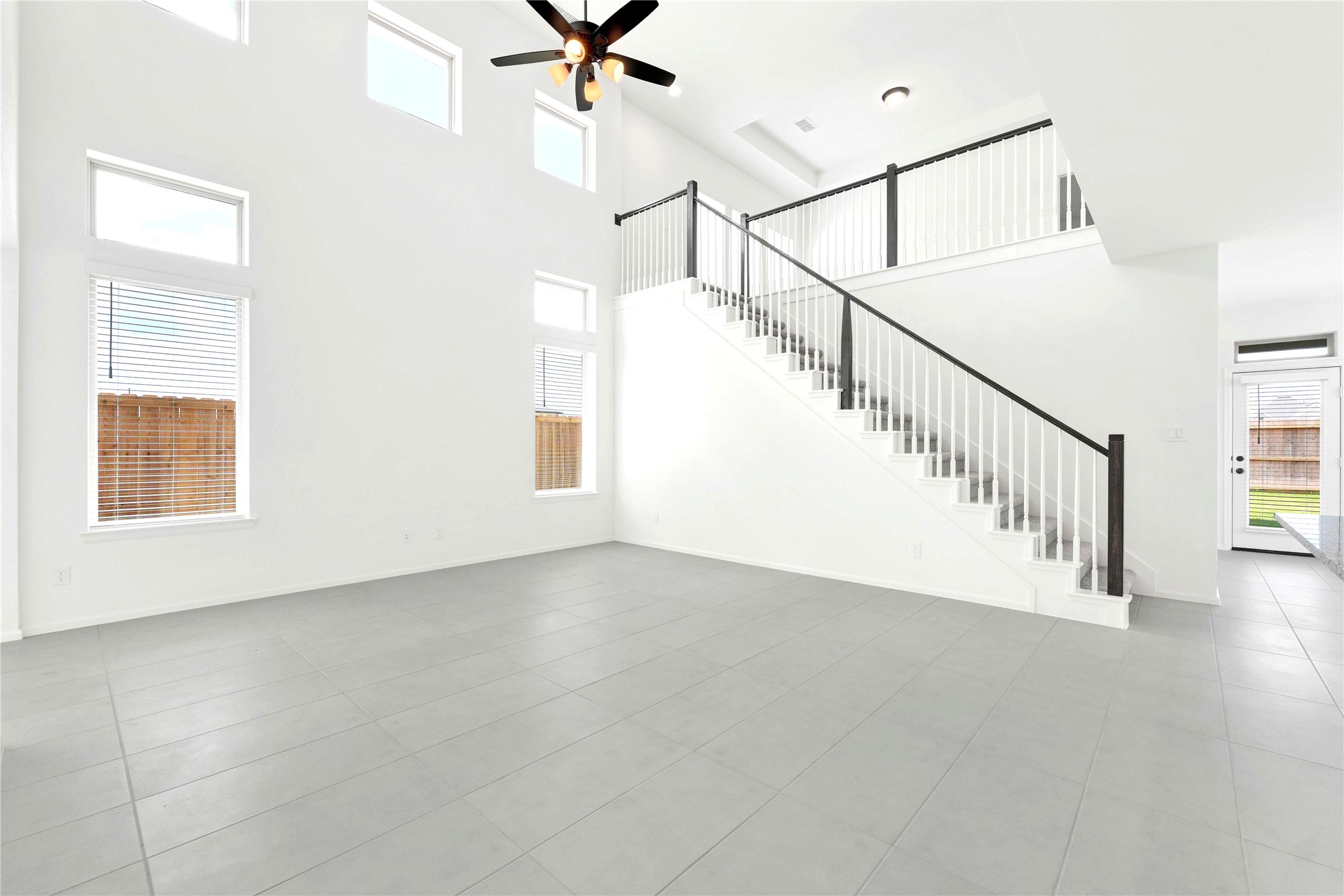 31010 Evening Skye Drive Property Photo 7