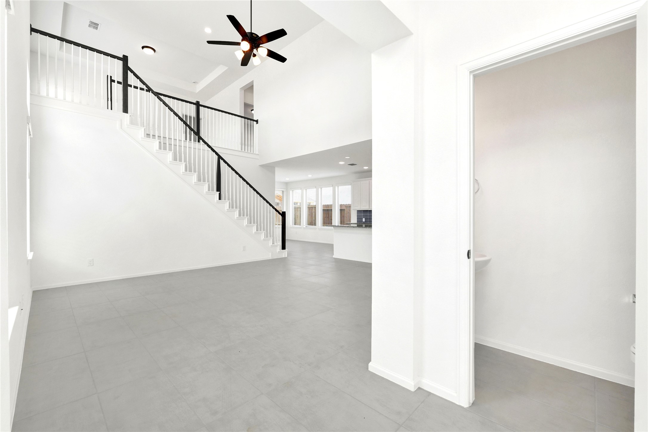 31010 Evening Skye Drive Property Photo 8
