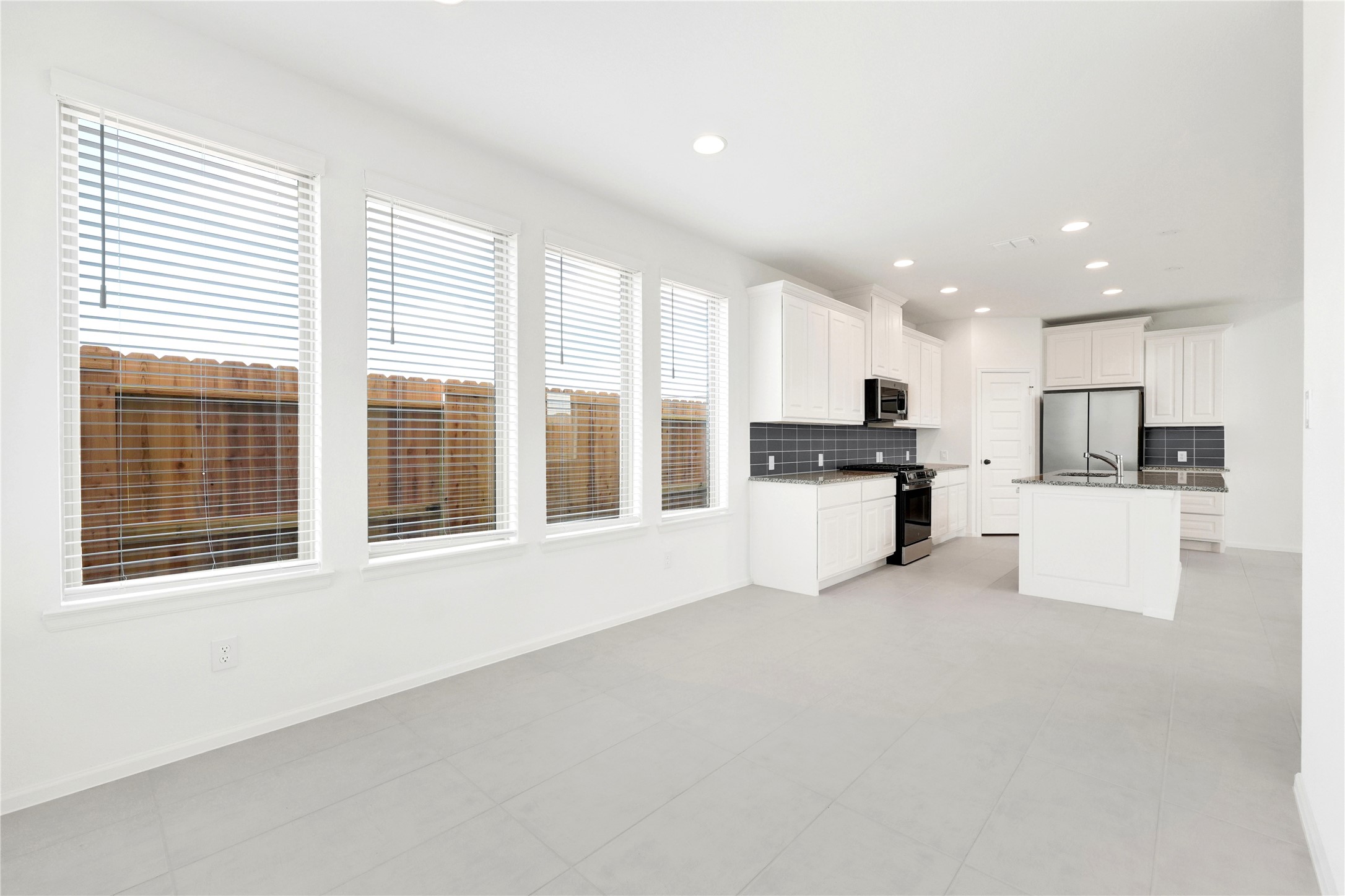 31010 Evening Skye Drive Property Photo 14