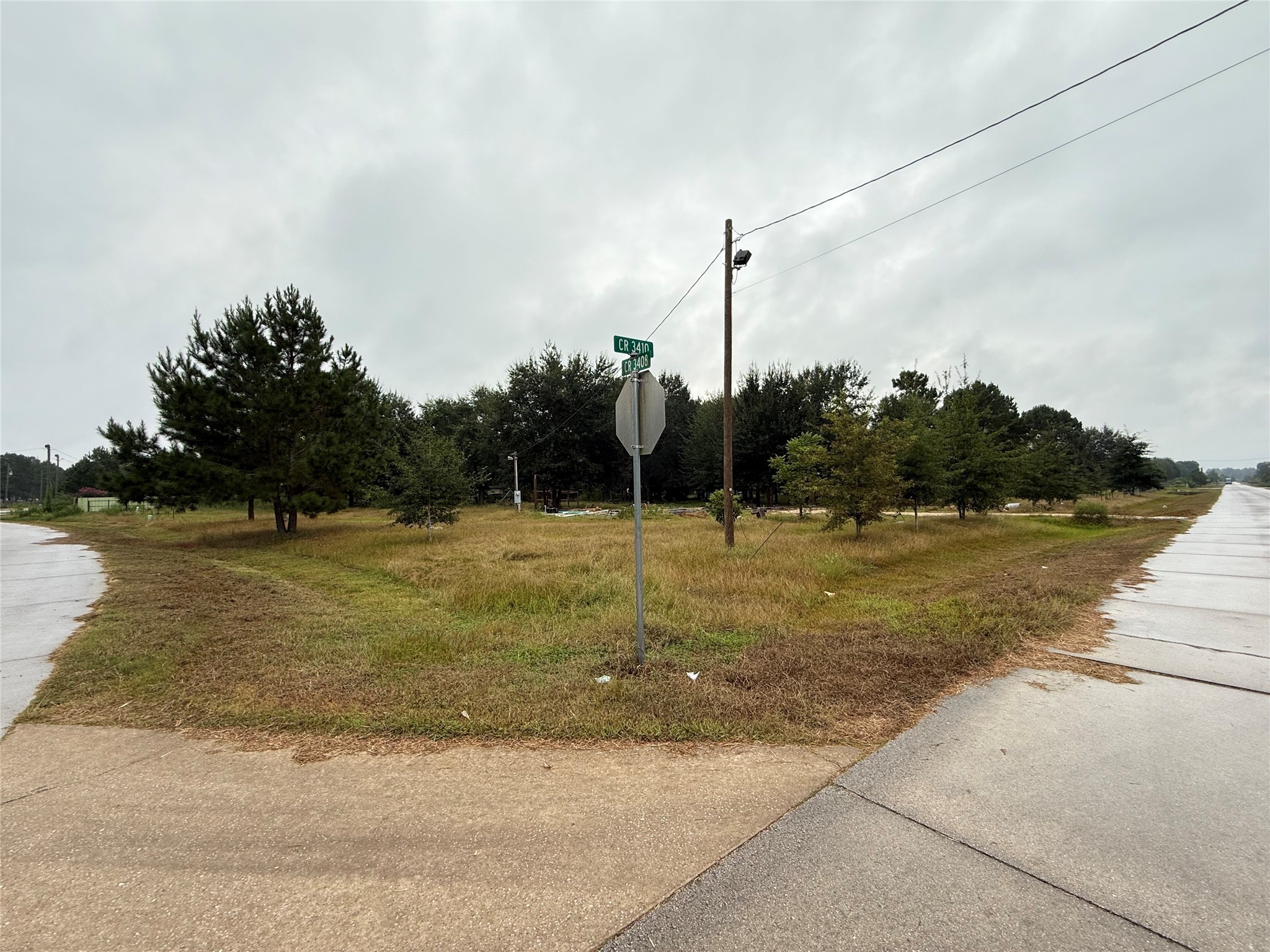 13 County Road 3410 Property Photo 4