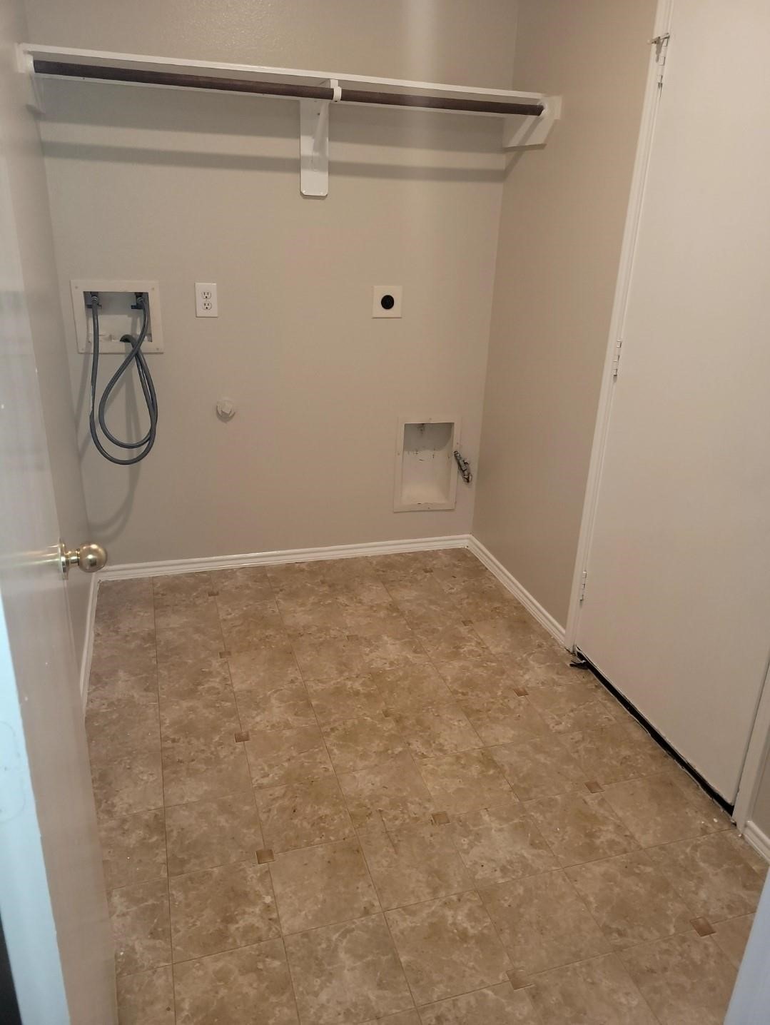 3443 Siebinthaler Lane Property Photo 13
