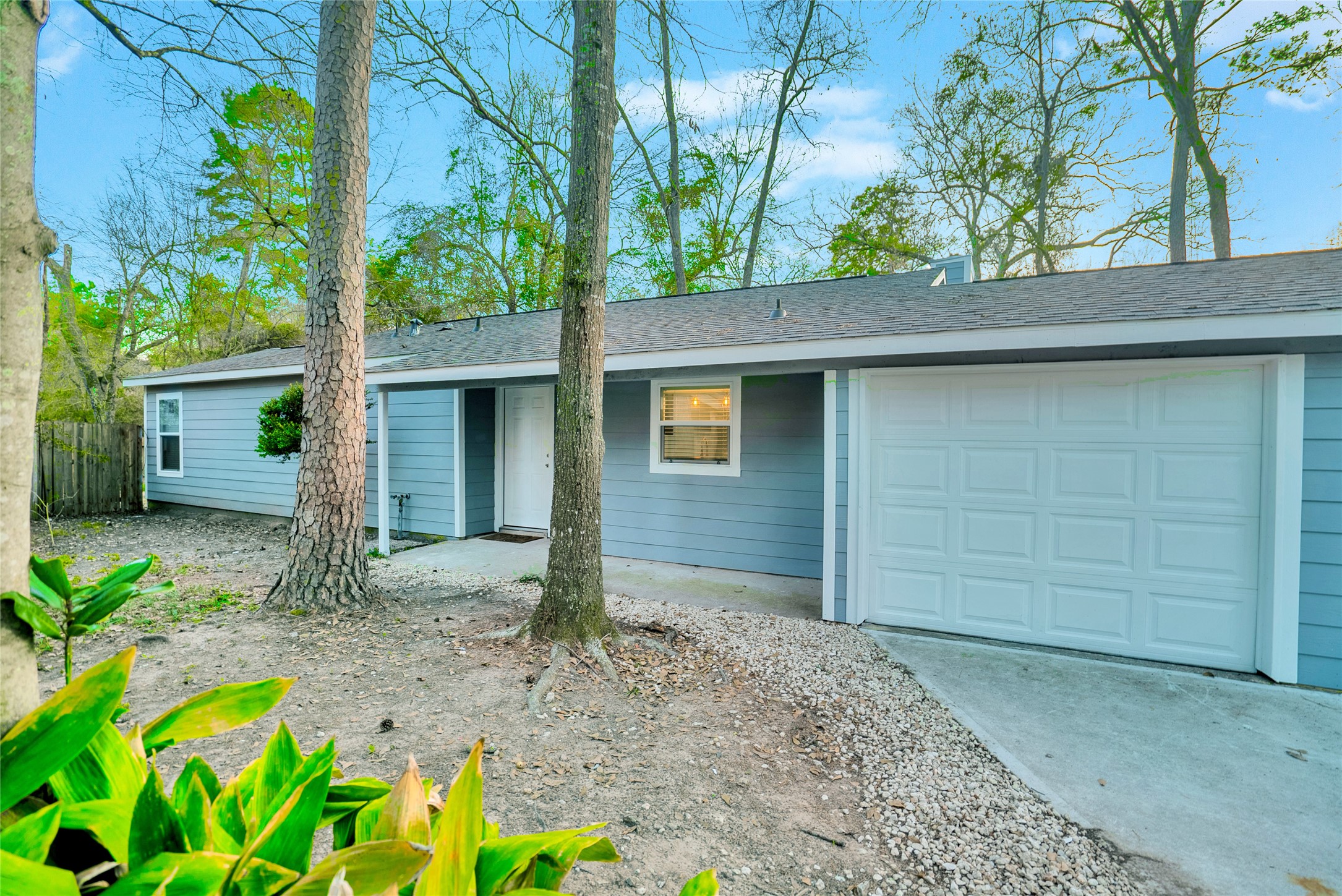 1314 E Red Cedar Circle Property Photo 1