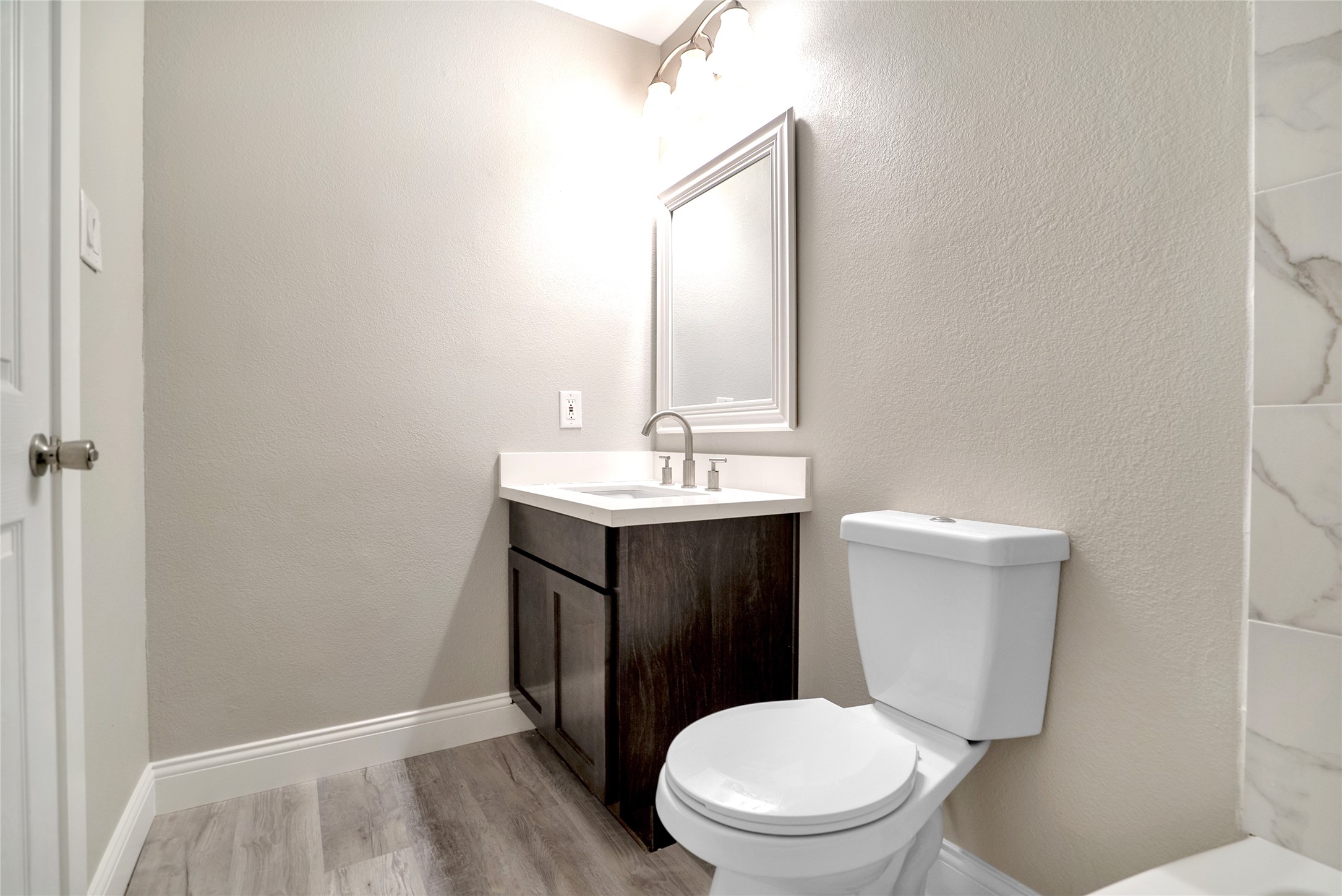 1314 E Red Cedar Circle Property Photo 13
