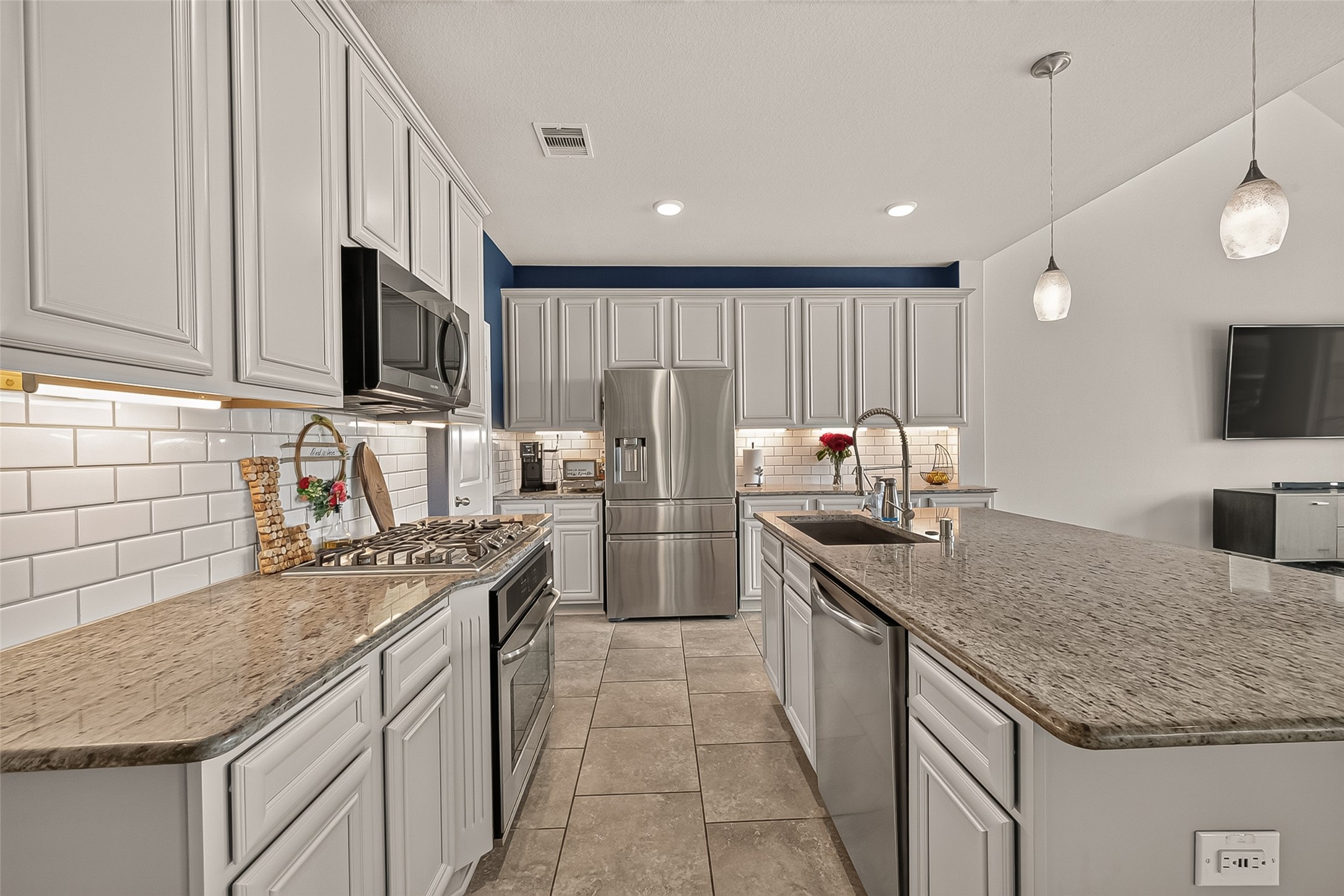 23615 Grappa Drive Property Photo 16