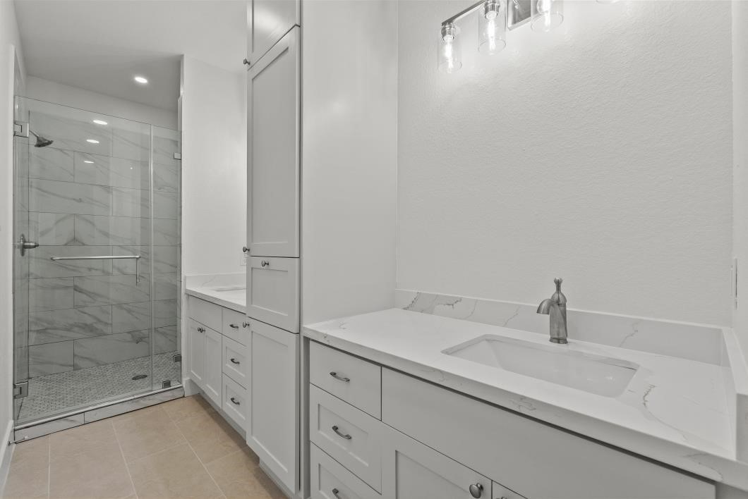 512 2nd Property Photo 23