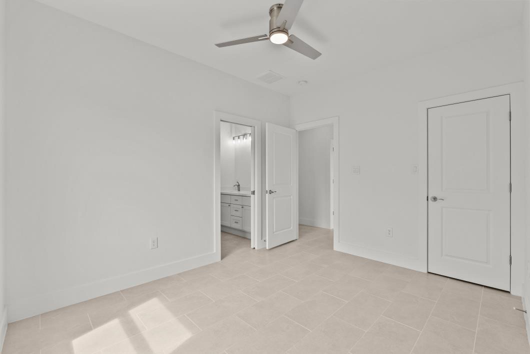 512 2nd Property Photo 25
