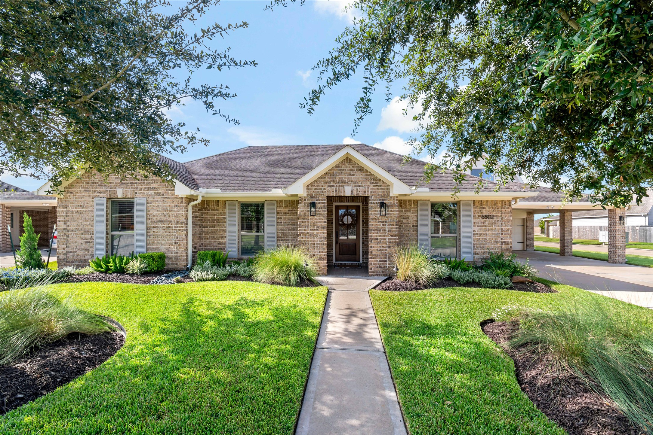 6802 Arlington Drive Property Photo 1