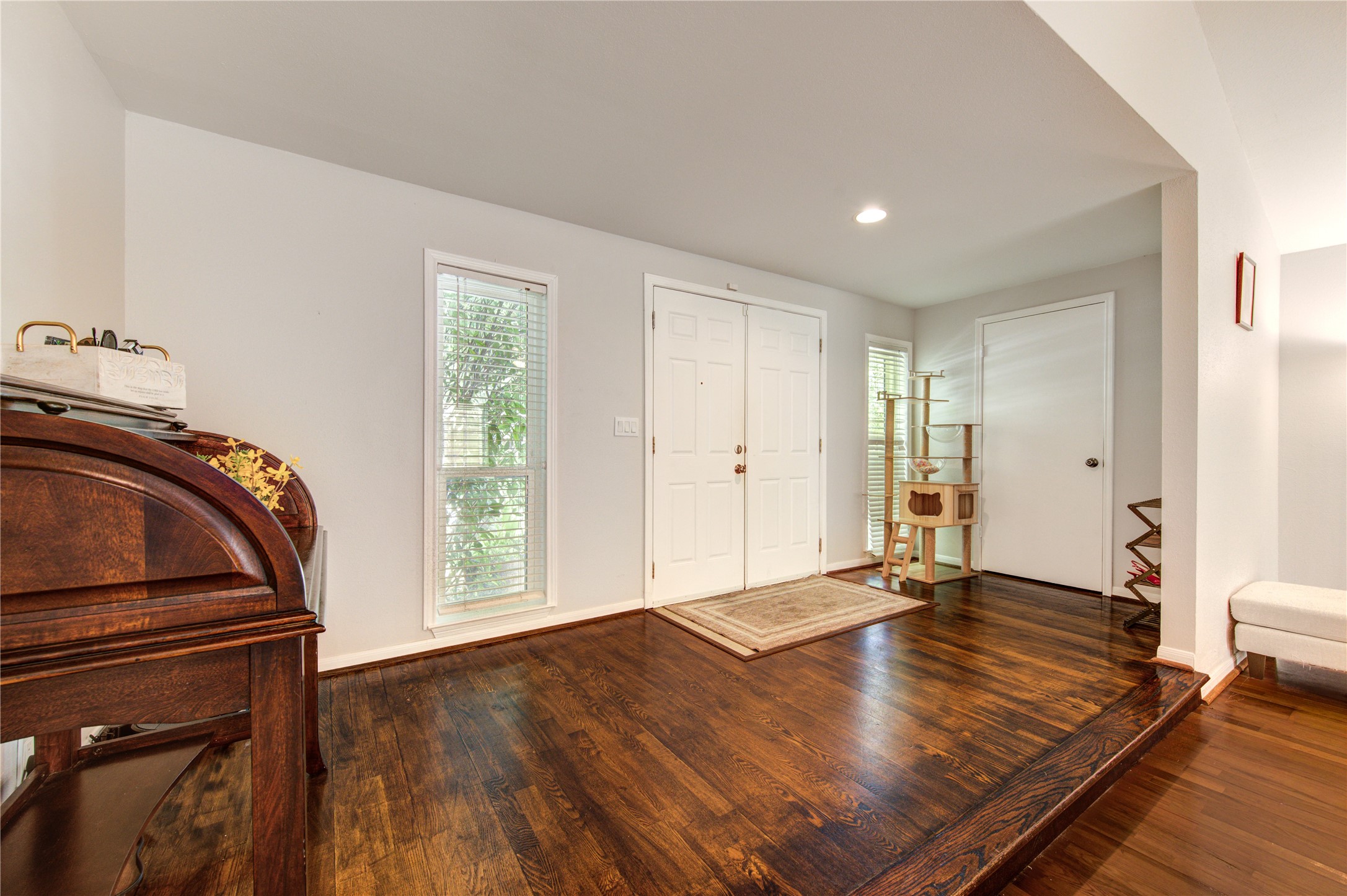 3155 Hazel Park Drive Property Photo 6