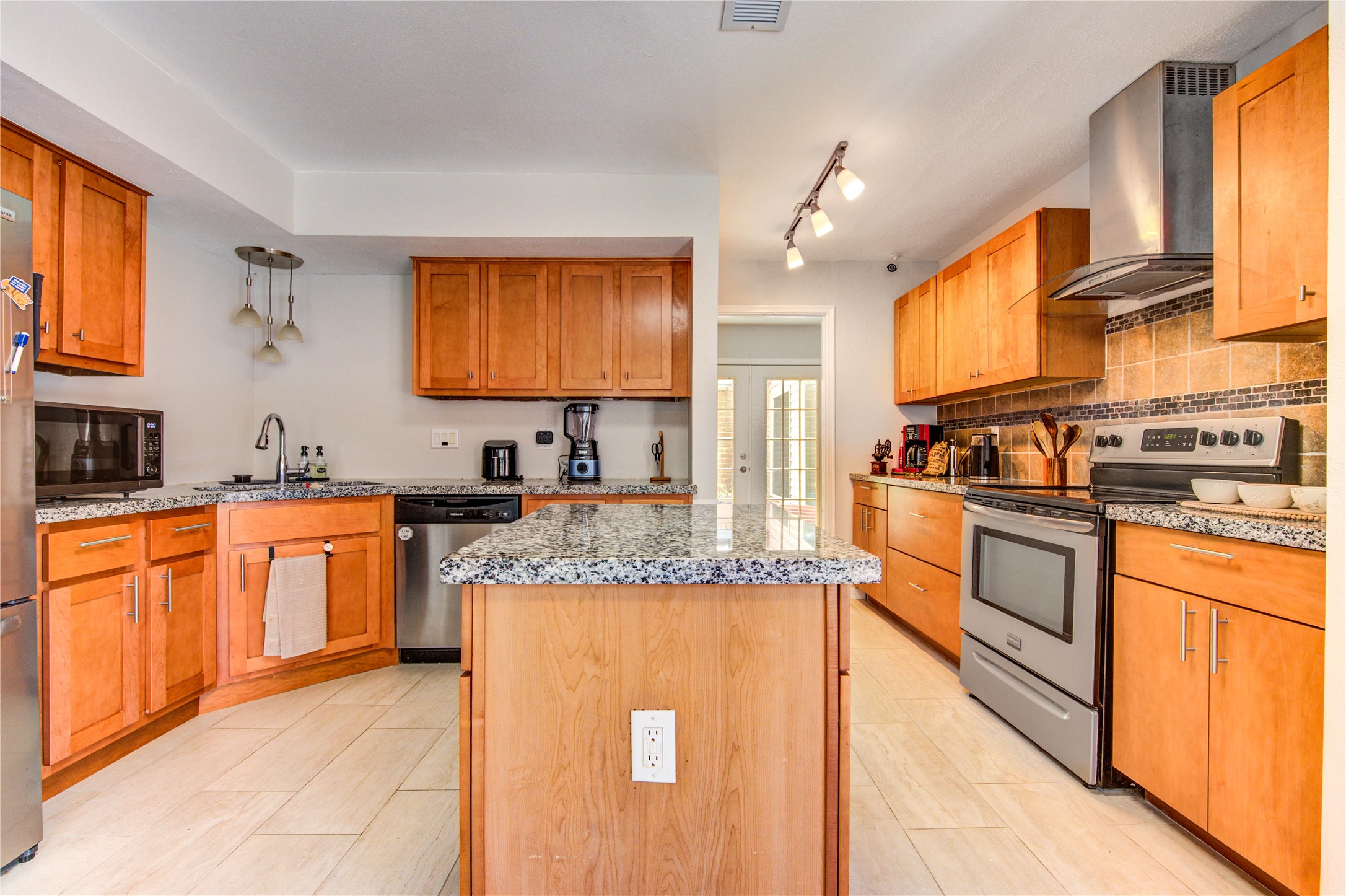 3155 Hazel Park Drive Property Photo 18