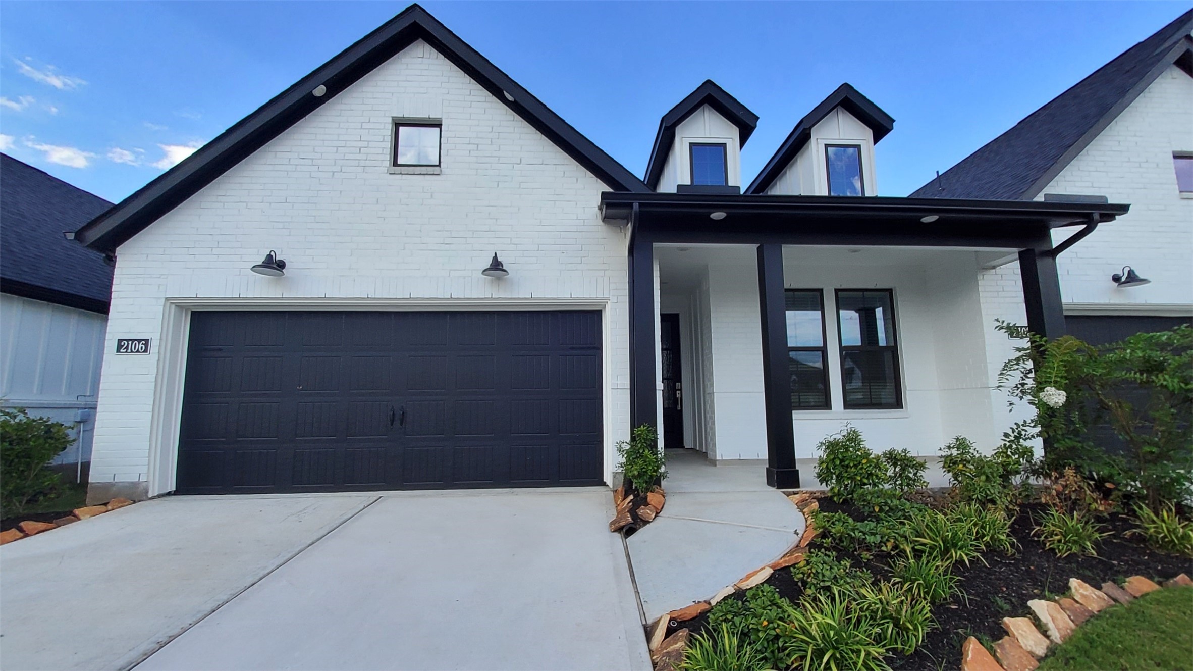 2106 Grapewood Lane Property Photo 3