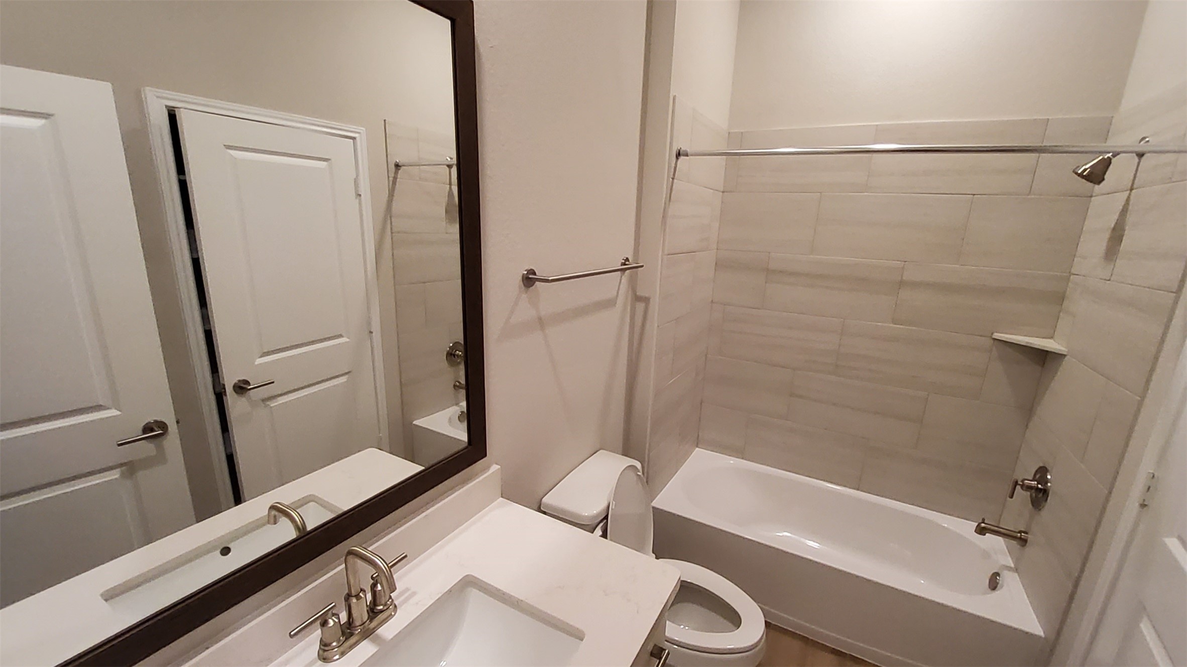 2106 Grapewood Lane Property Photo 10