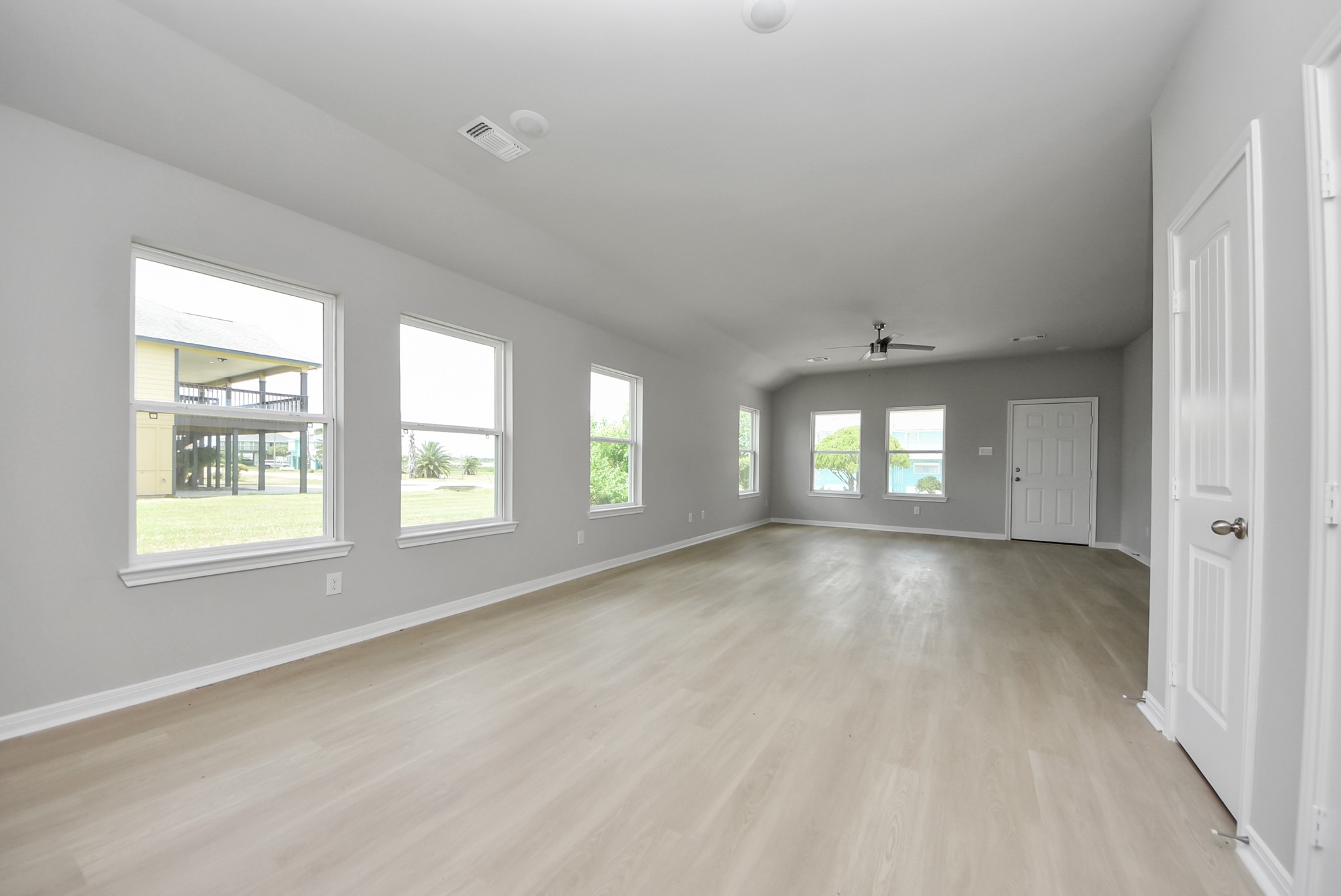 1105 W Bayshore Drive Property Photo 13