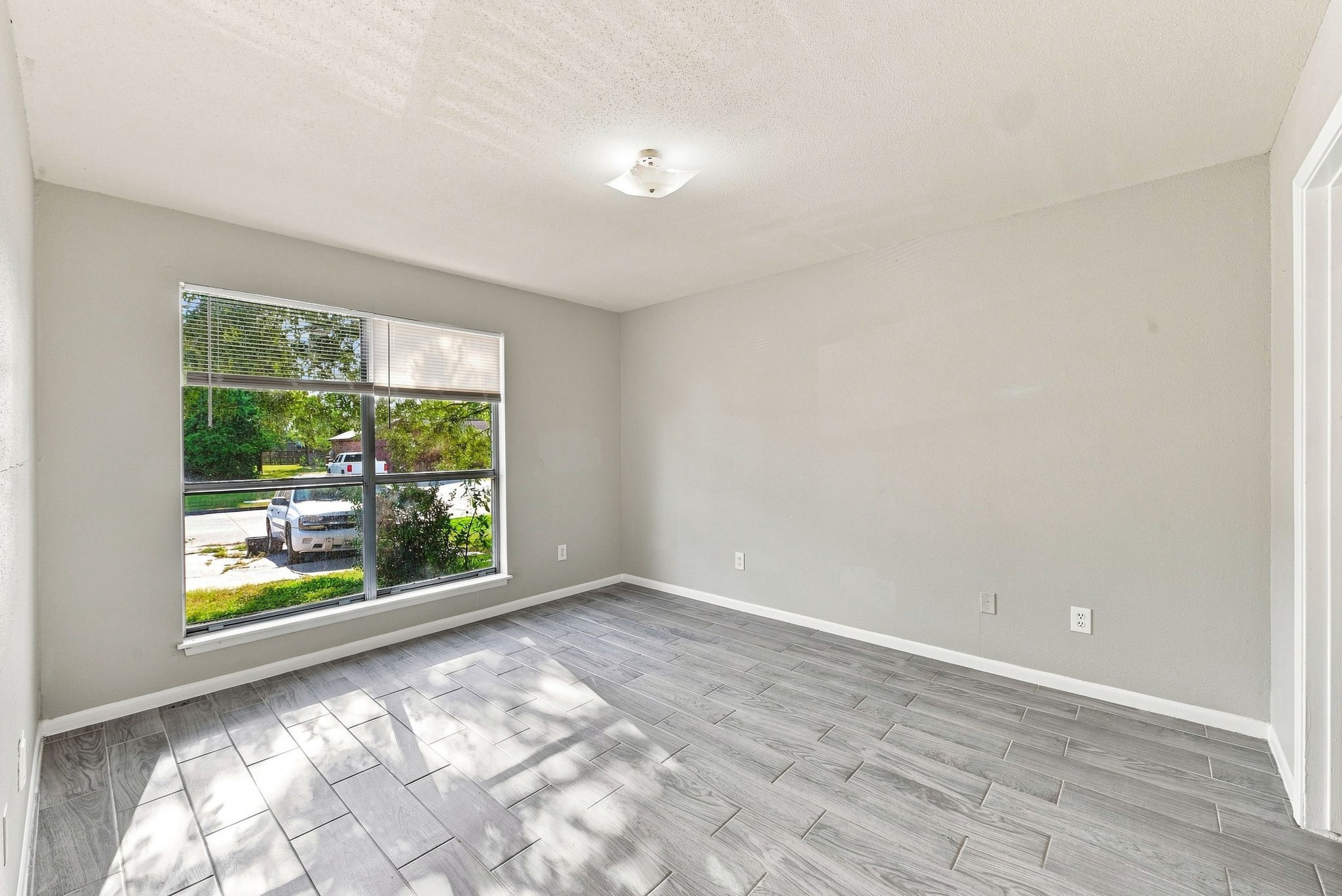 4023 Briarglen Drive 1 Property Photo 11