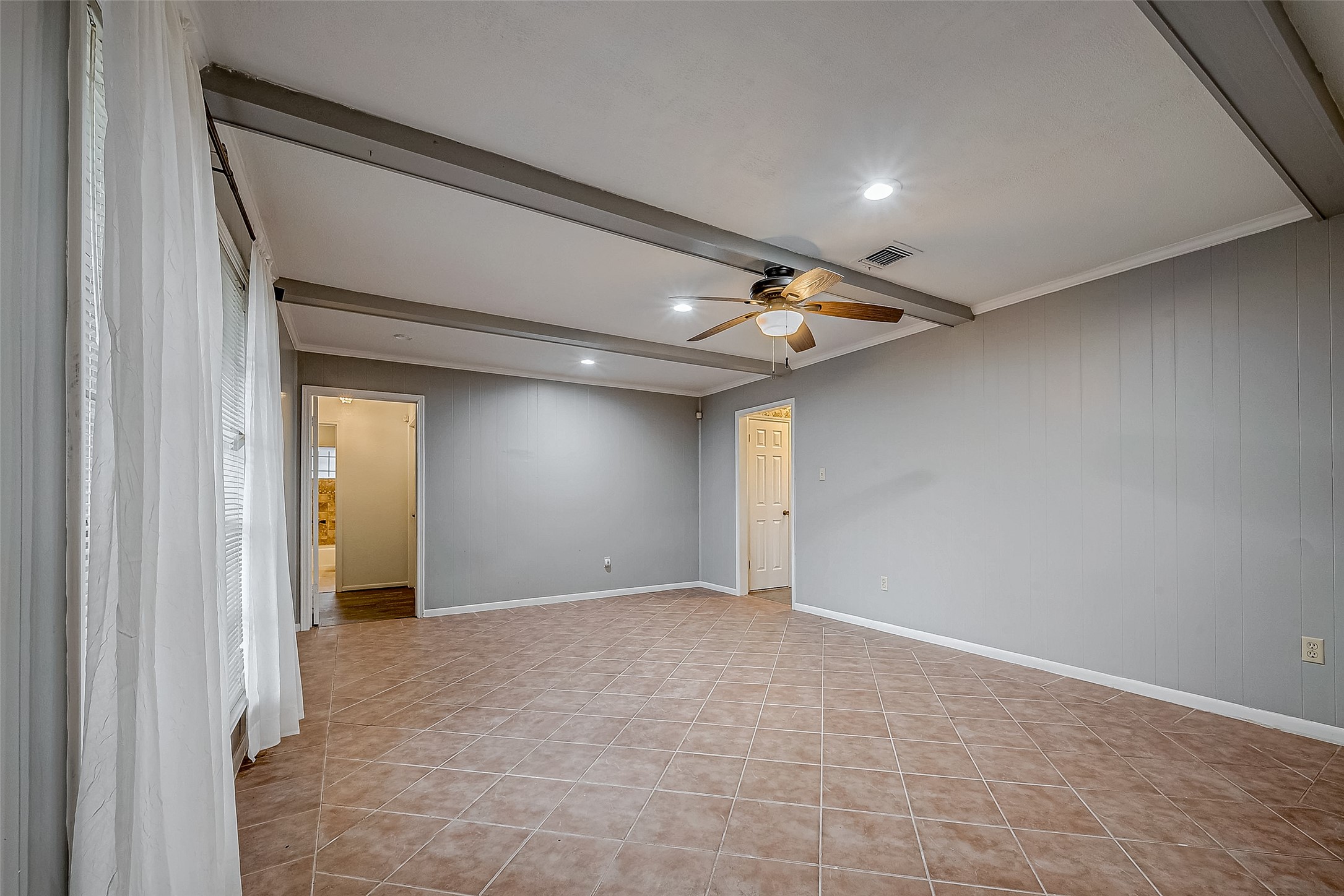8407 Claiborne Street Property Photo 11