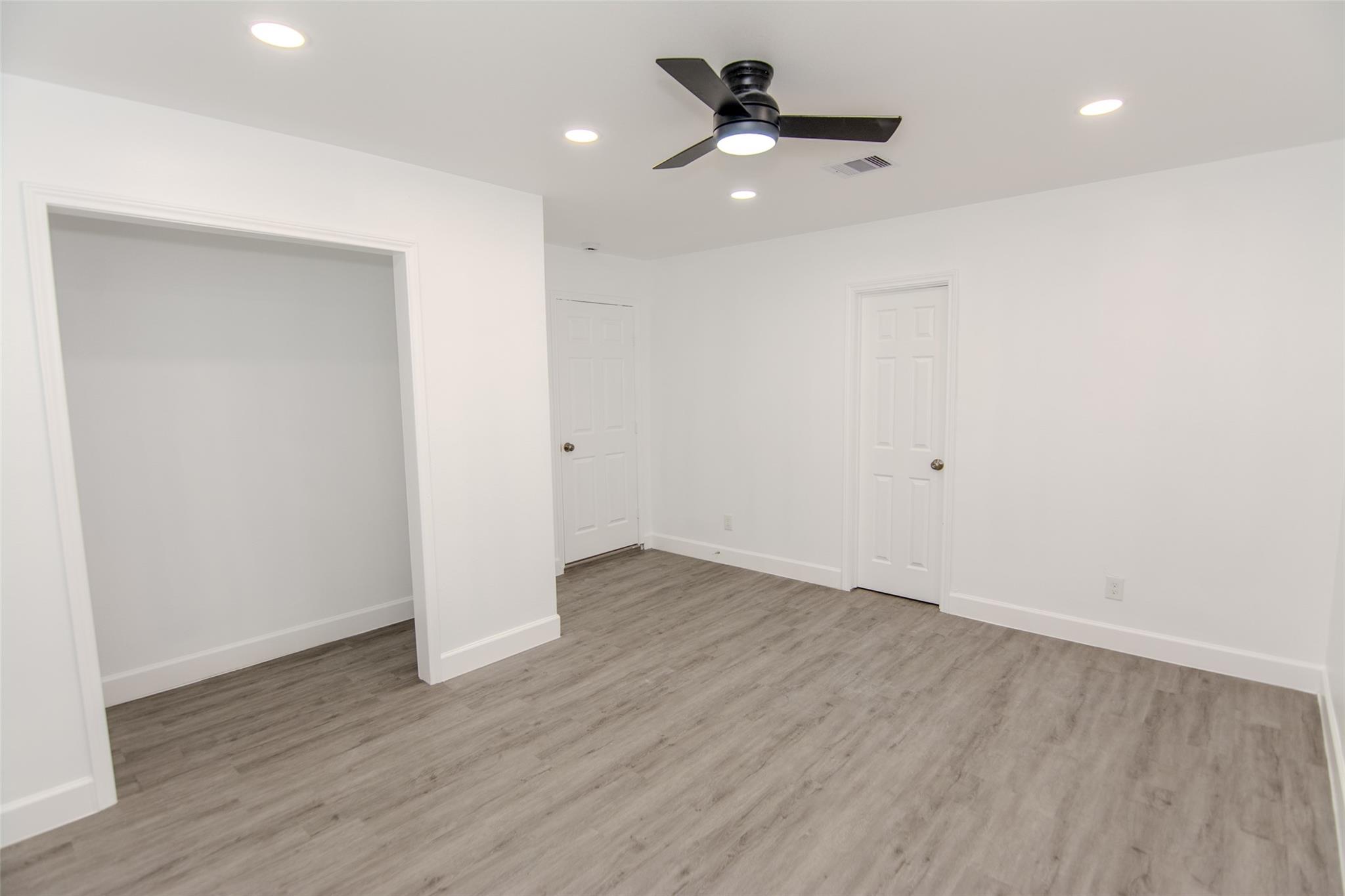 9210 St Lo Road Property Photo 6