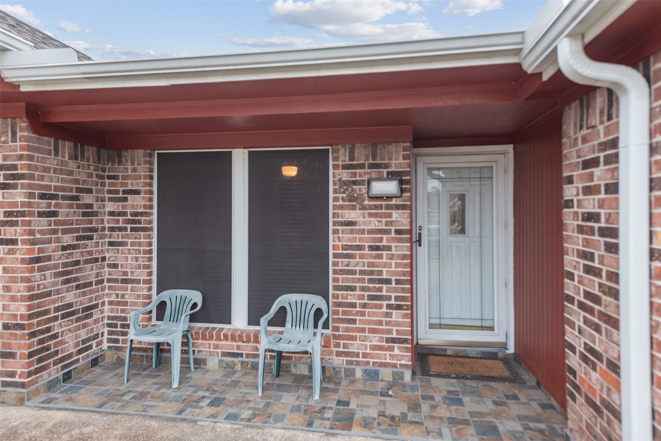 123 Ballantrae Lane Property Photo 2