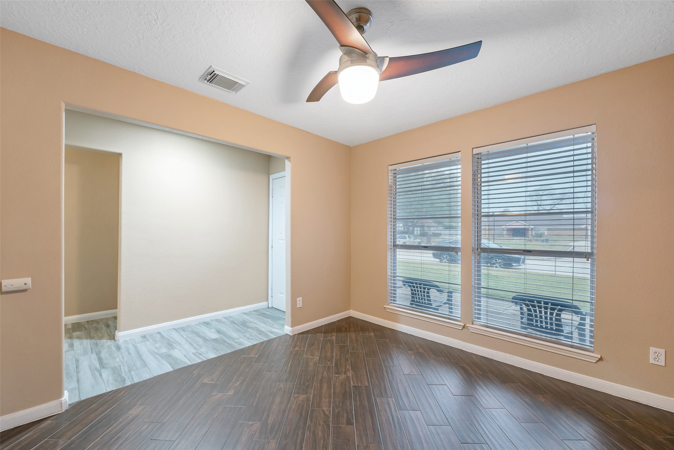 123 Ballantrae Lane Property Photo 6