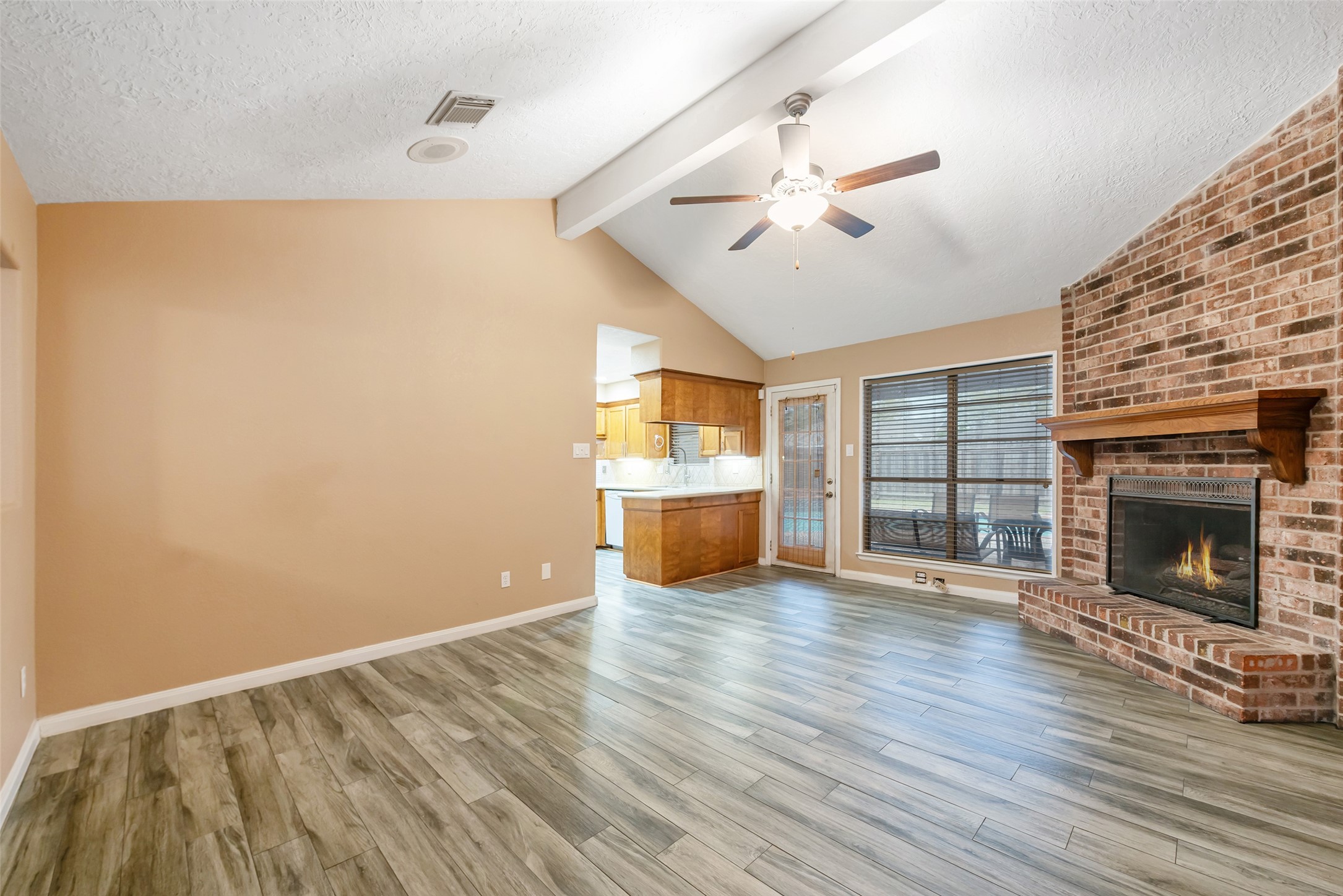 123 Ballantrae Lane Property Photo 7