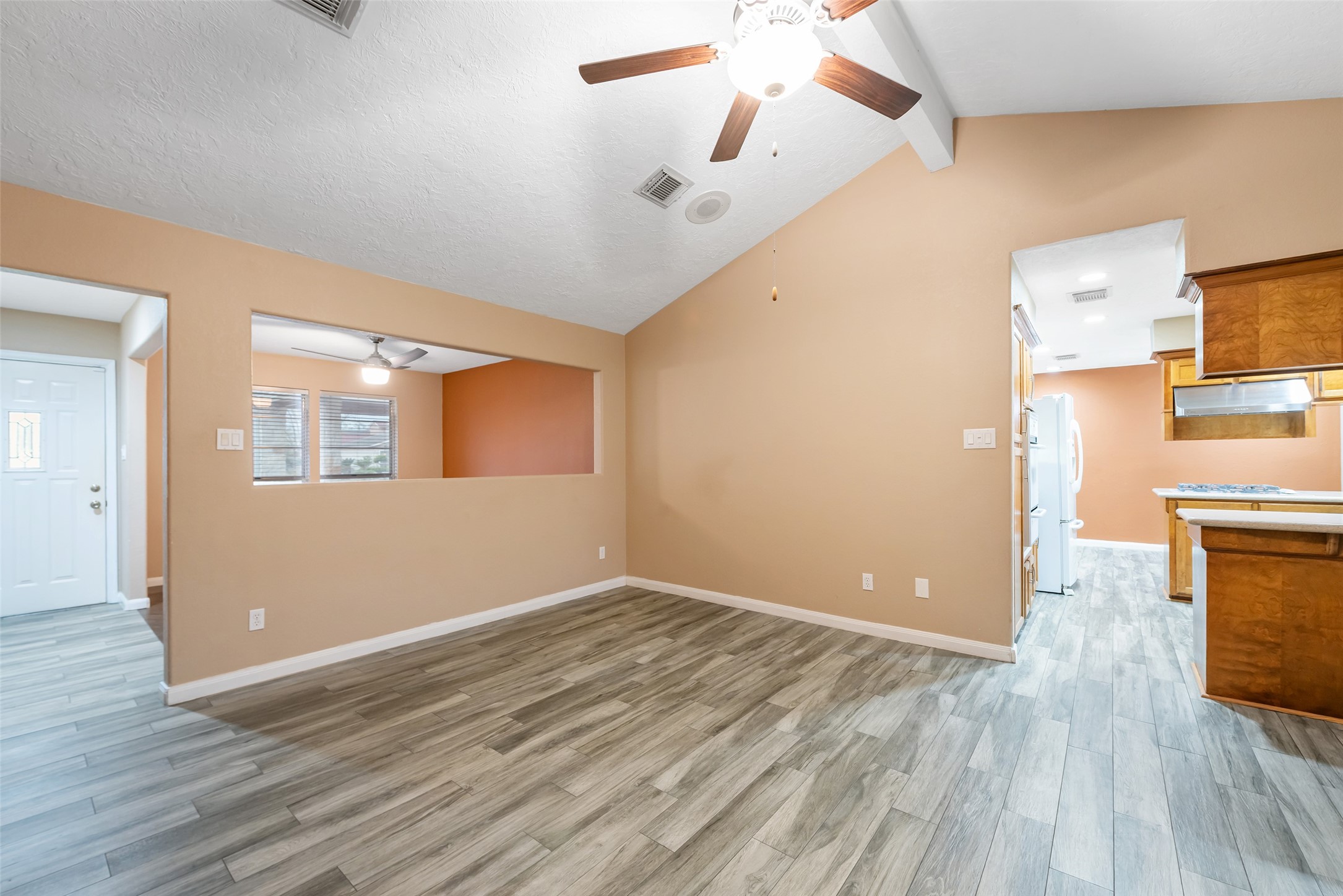 123 Ballantrae Lane Property Photo 9
