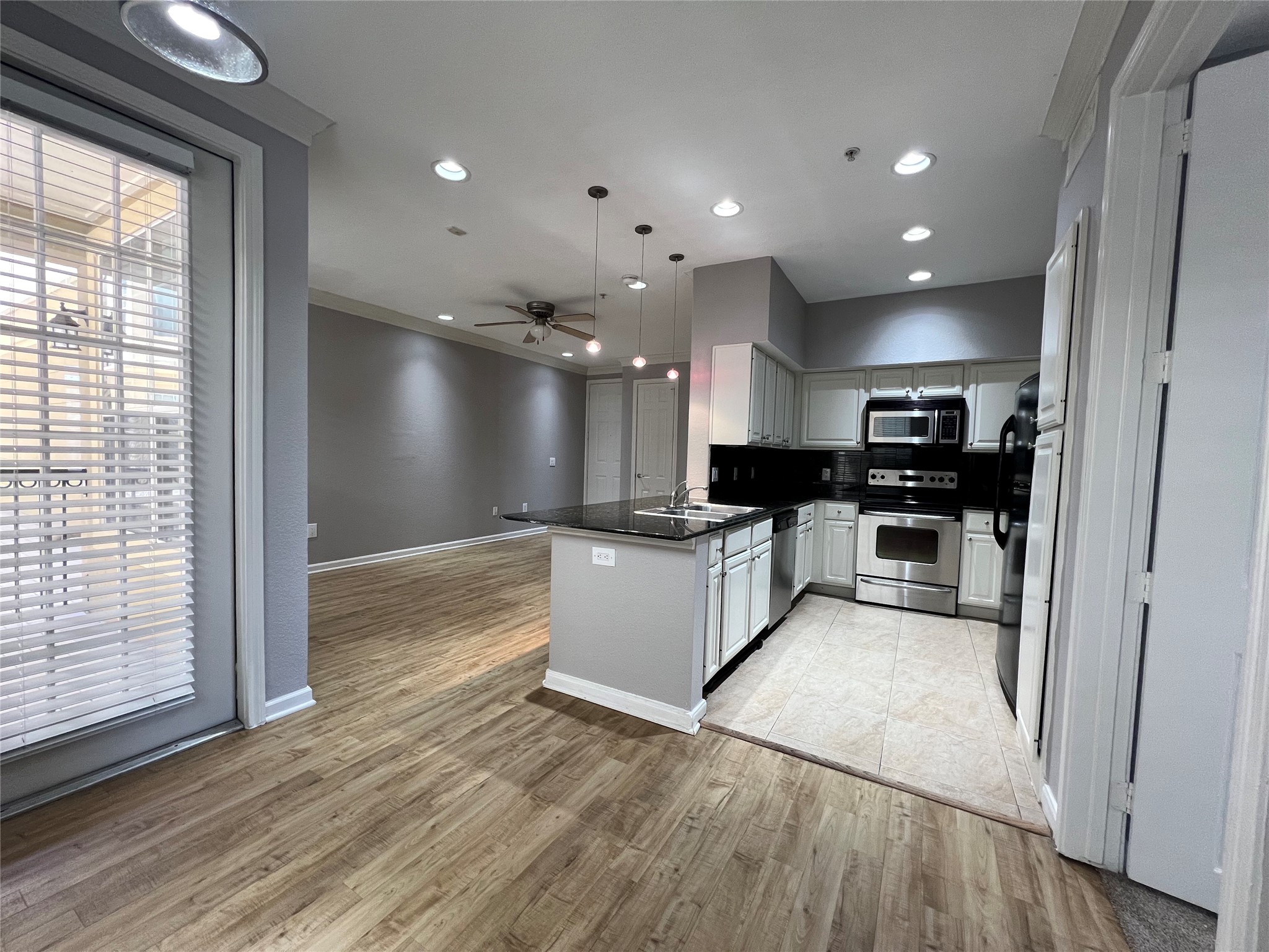 7575 Kirby Drive 3101 Property Photo 1