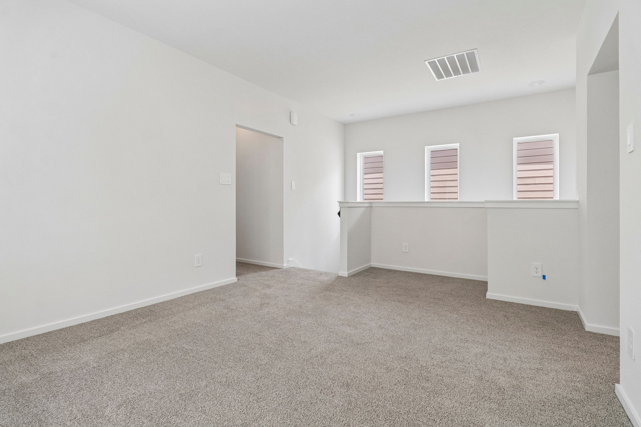 2169 Boardwalk Lane Property Photo 12