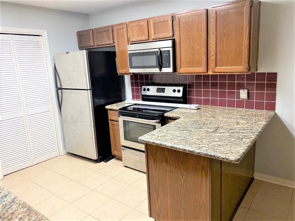 6819 Ambler Drive Property Photo 6