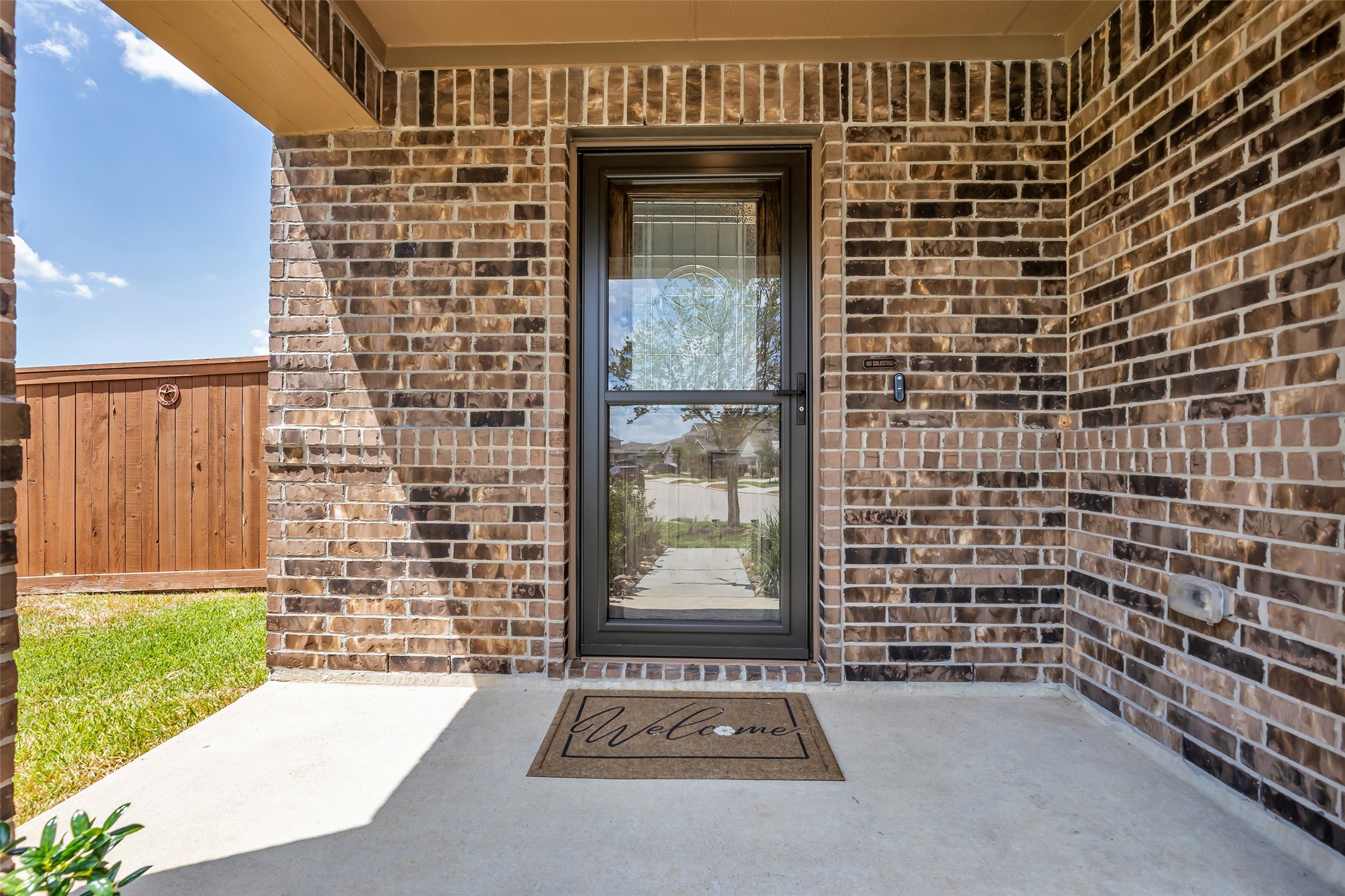 21278 Harbor Shore Drive Property Photo 4