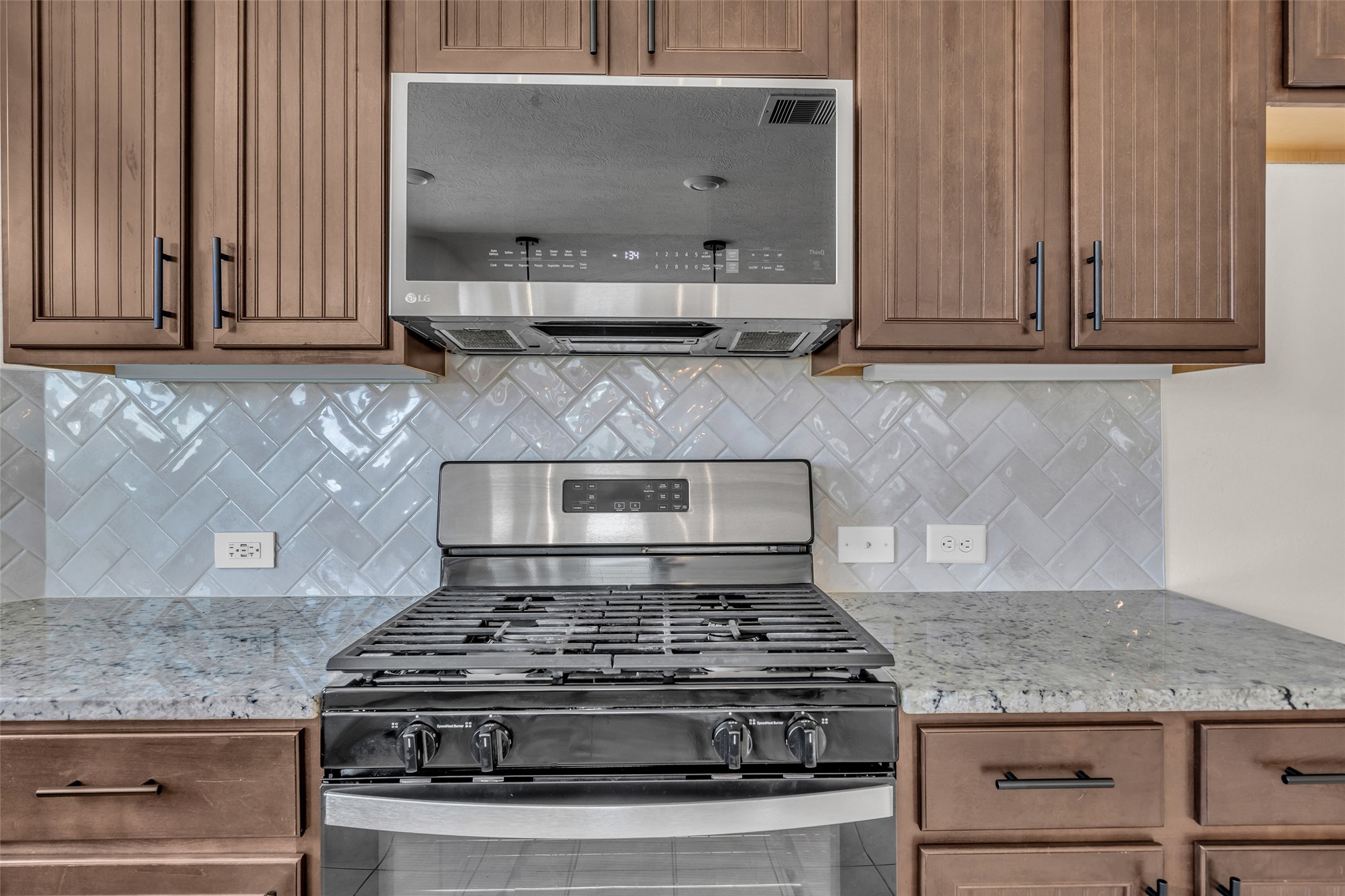 21278 Harbor Shore Drive Property Photo 10