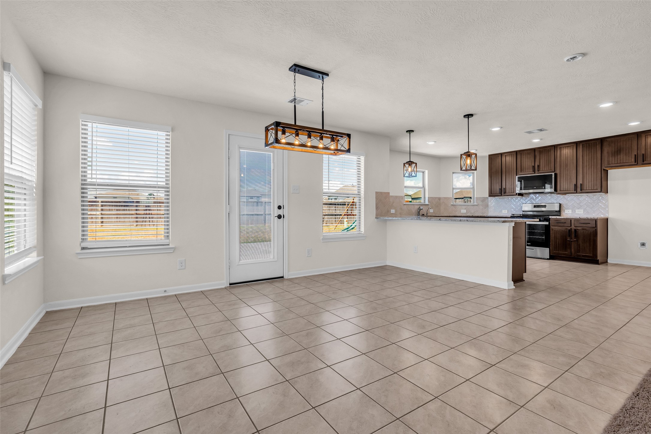 21278 Harbor Shore Drive Property Photo 13