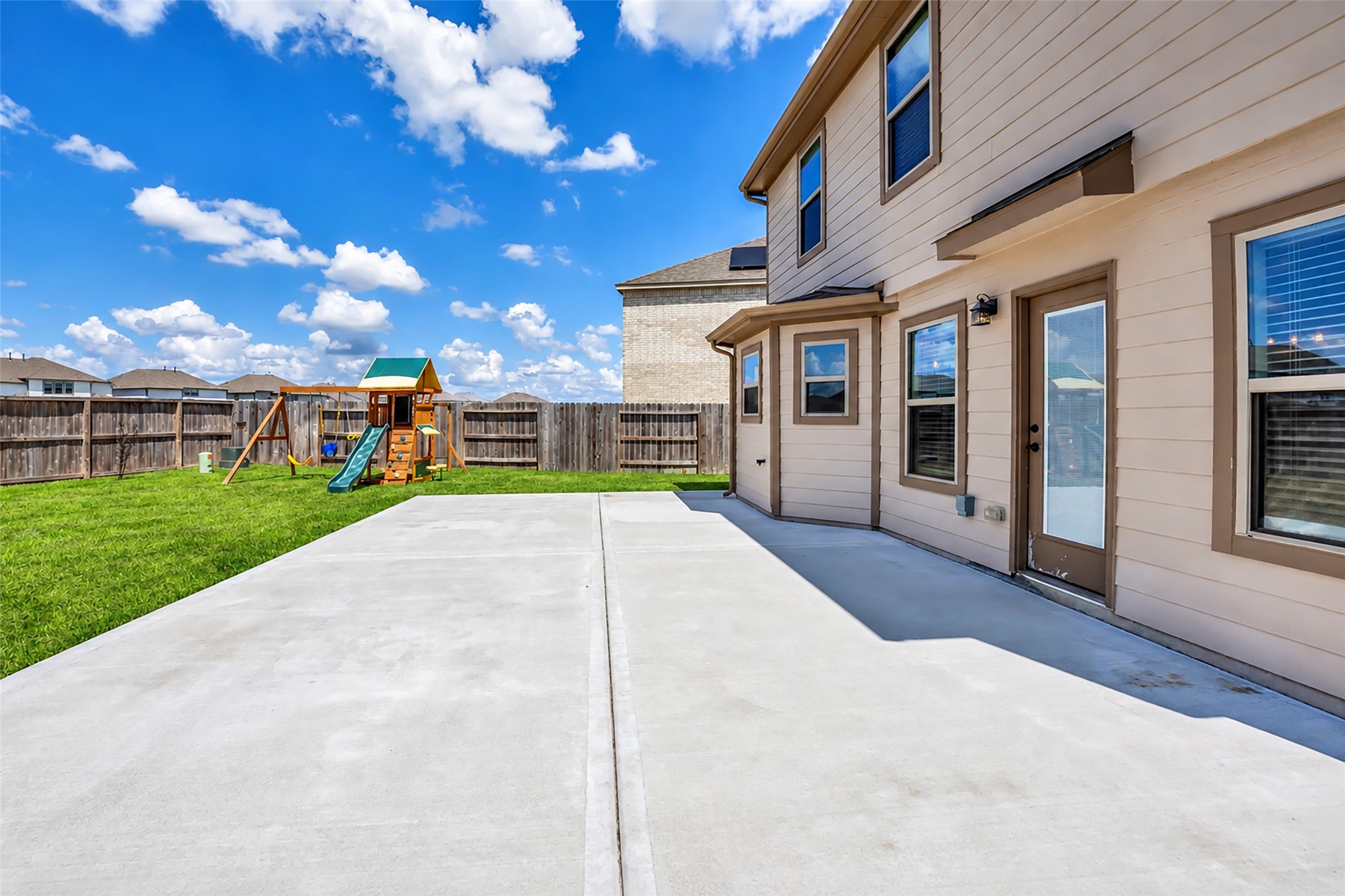 21278 Harbor Shore Drive Property Photo 33