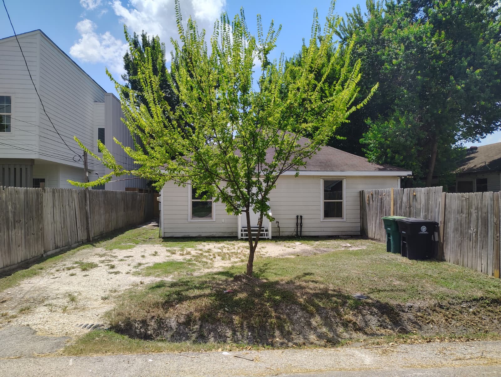 7318 Laredo Street A Property Photo 2