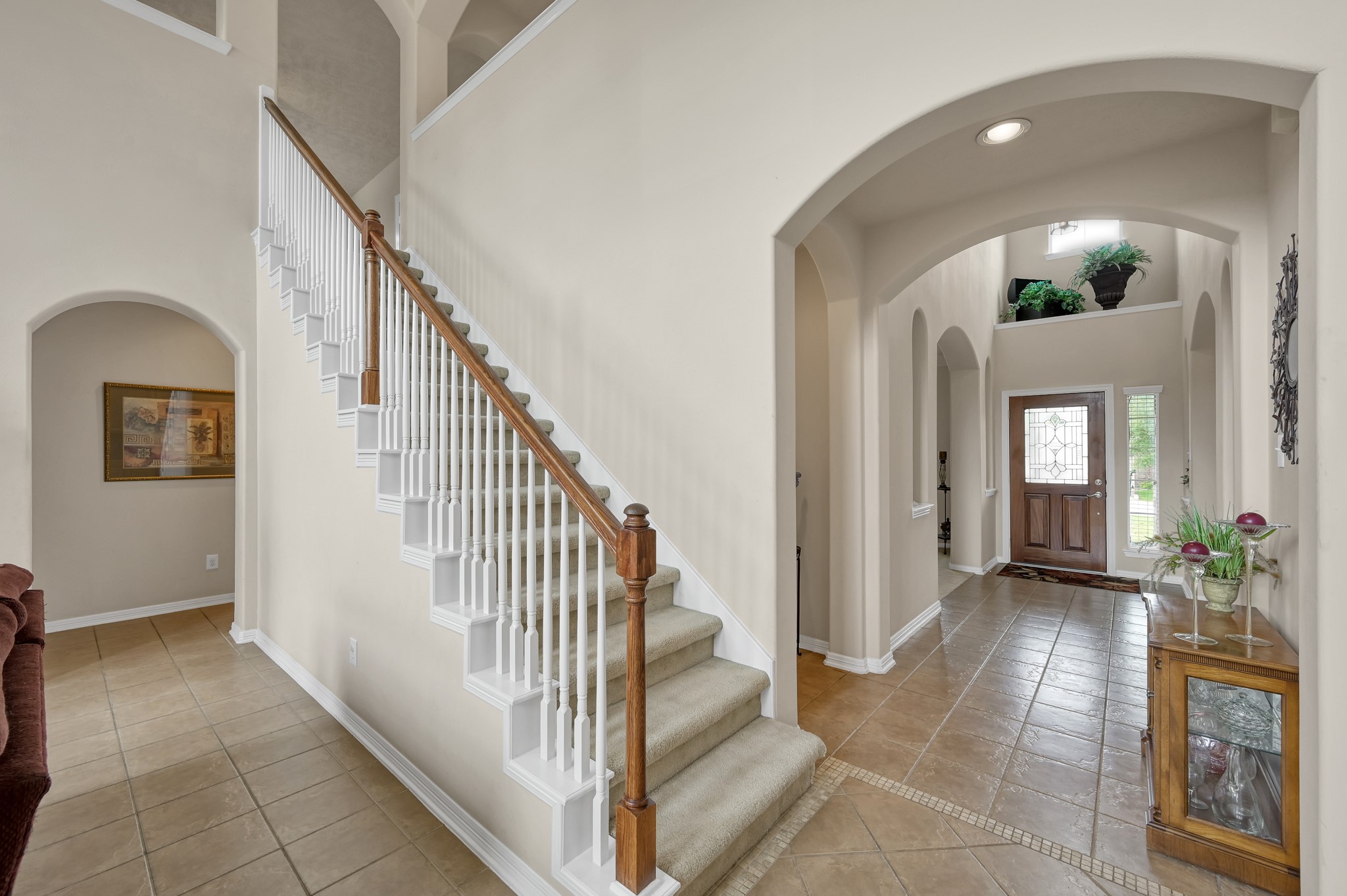 8222 Edenwood Drive Property Photo 4