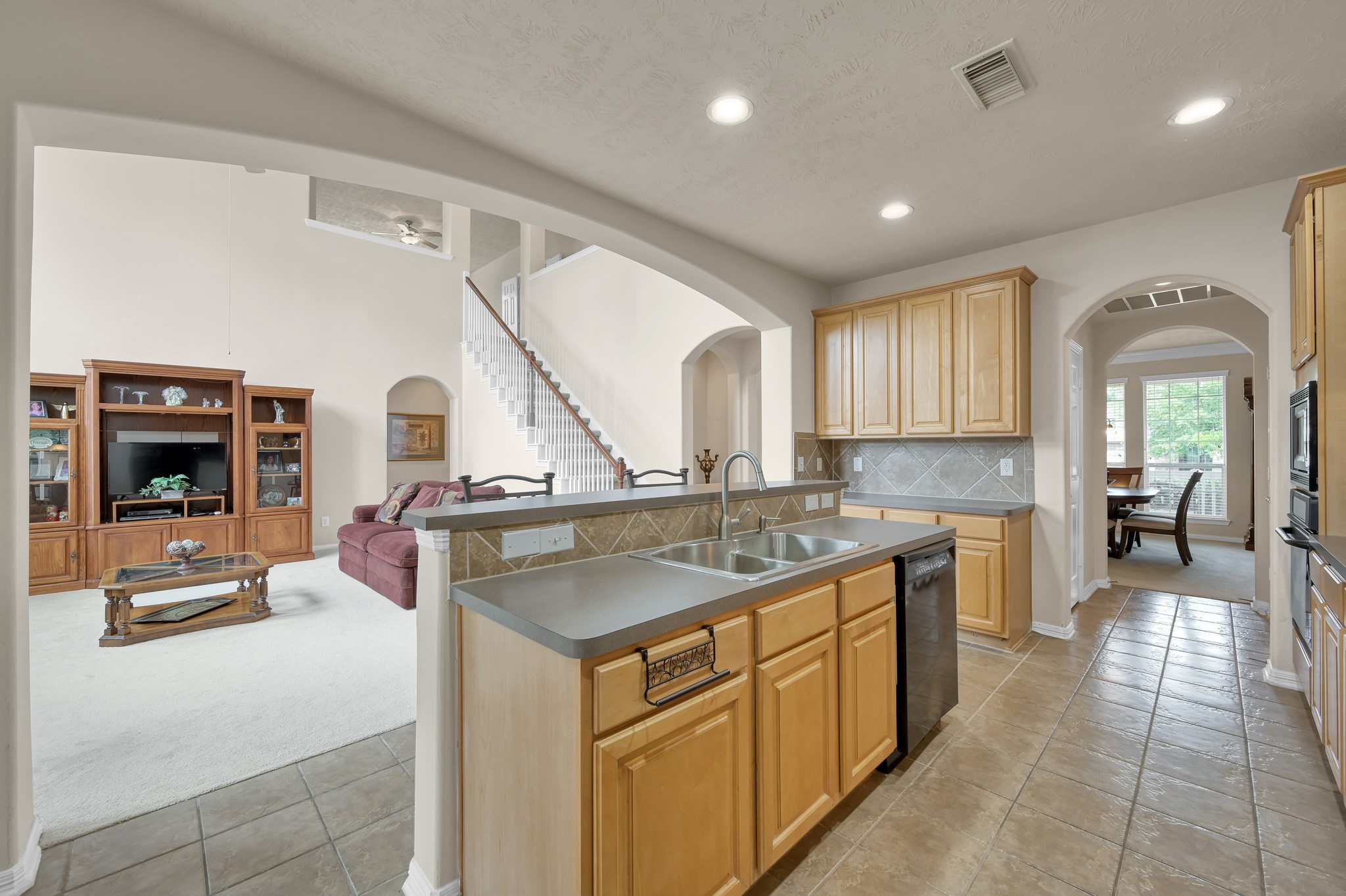 8222 Edenwood Drive Property Photo 15