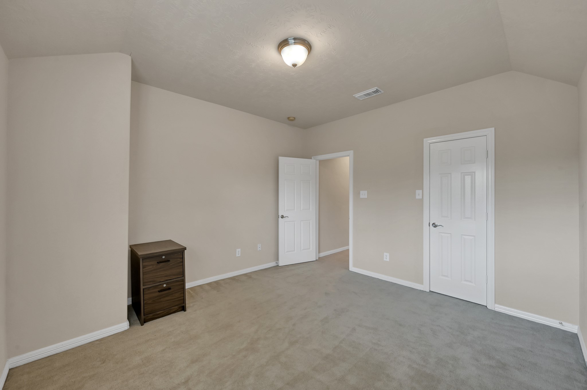 8222 Edenwood Drive Property Photo 34