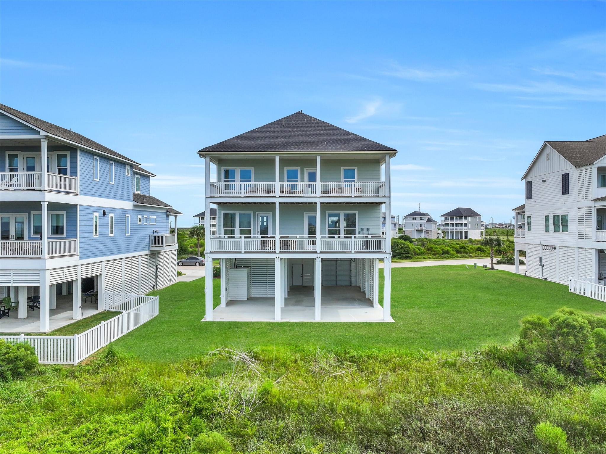 25943 Bay Breeze Drive Property Photo 4