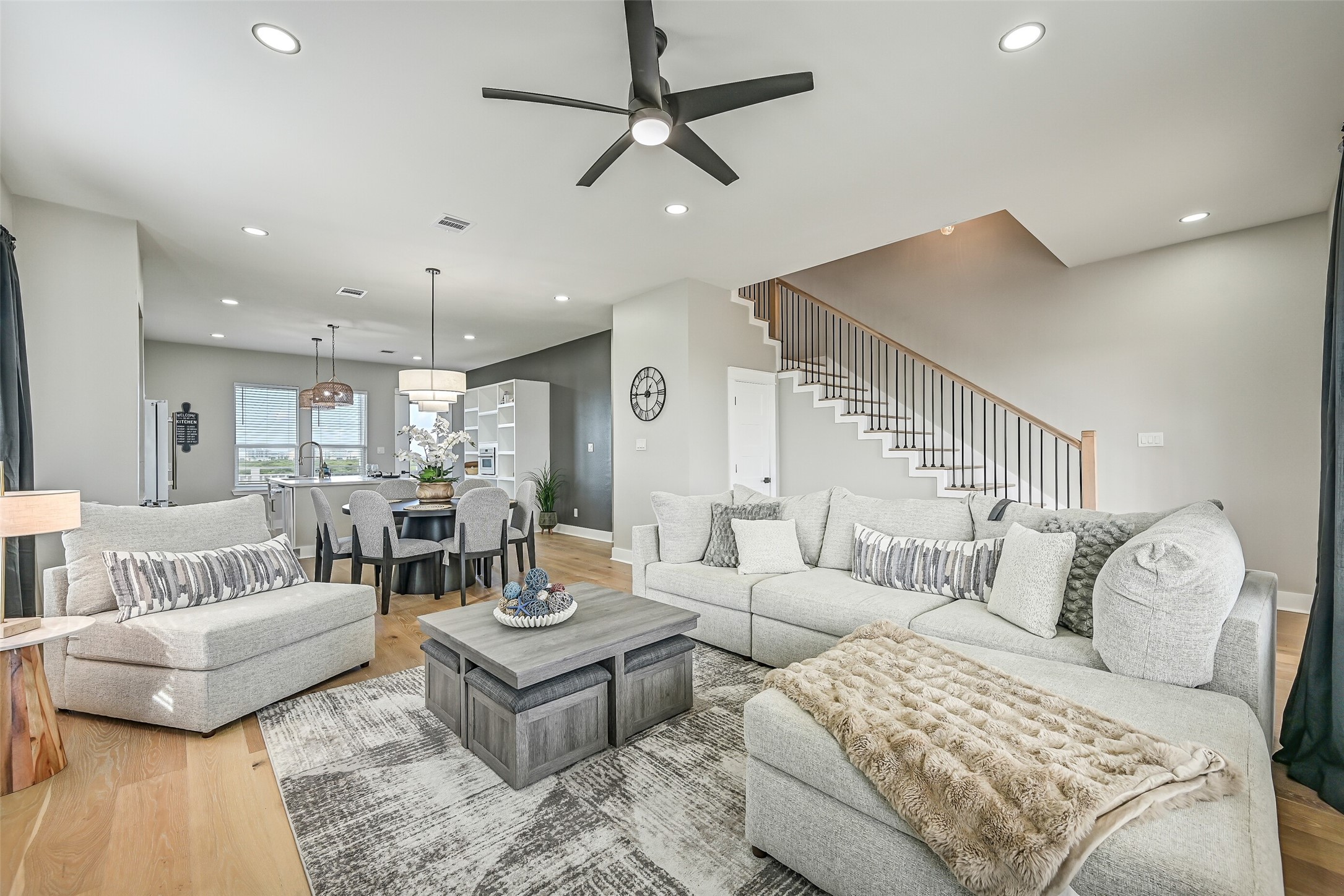 25943 Bay Breeze Drive Property Photo 10