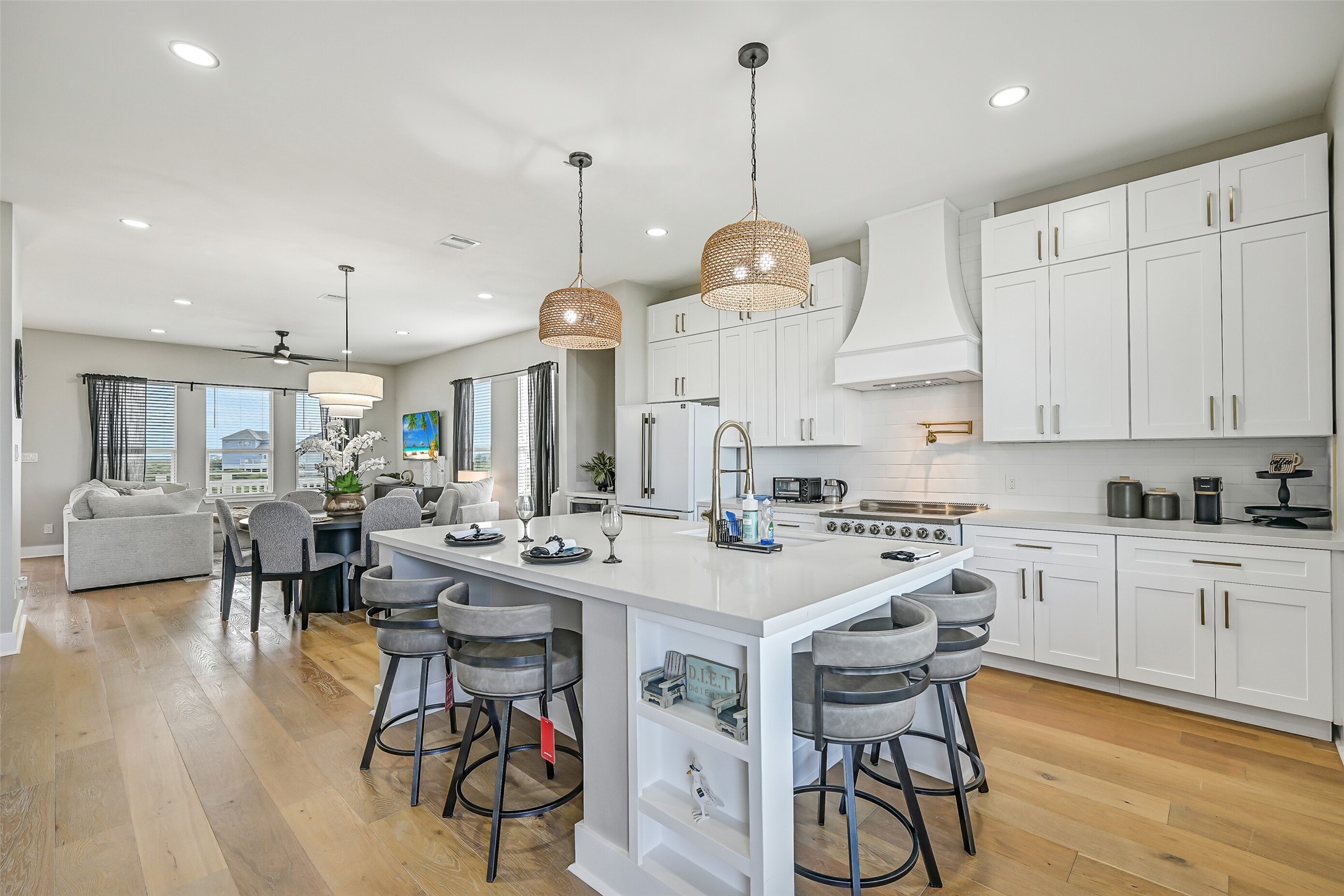 25943 Bay Breeze Drive Property Photo 16