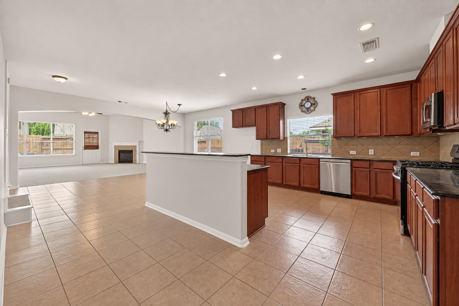 4103 Dusty Ridge Court Property Photo 8