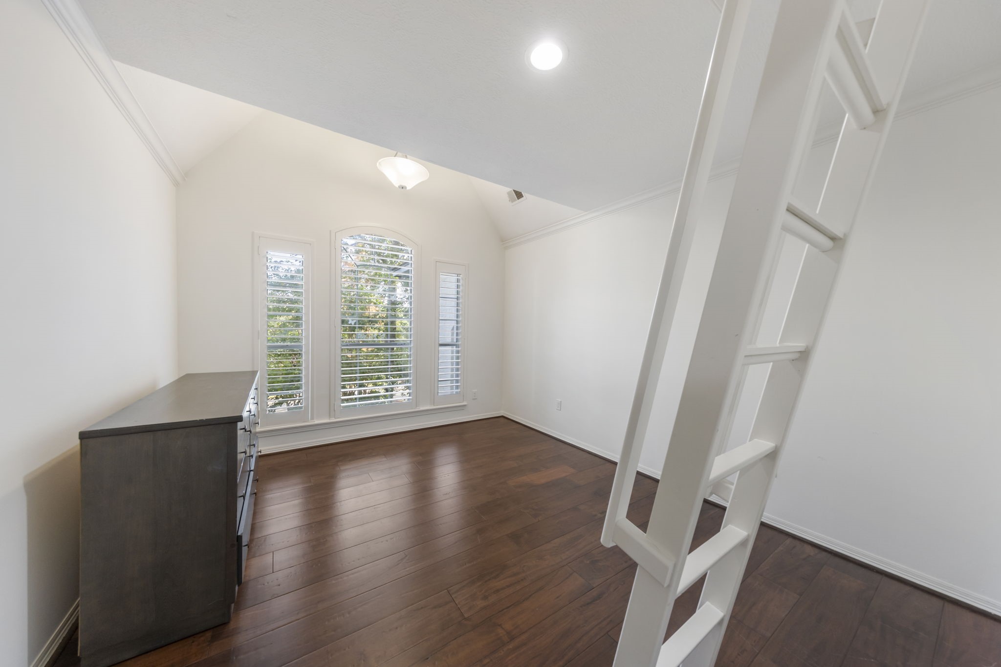 90 W Horizon Ridge Place Property Photo 23