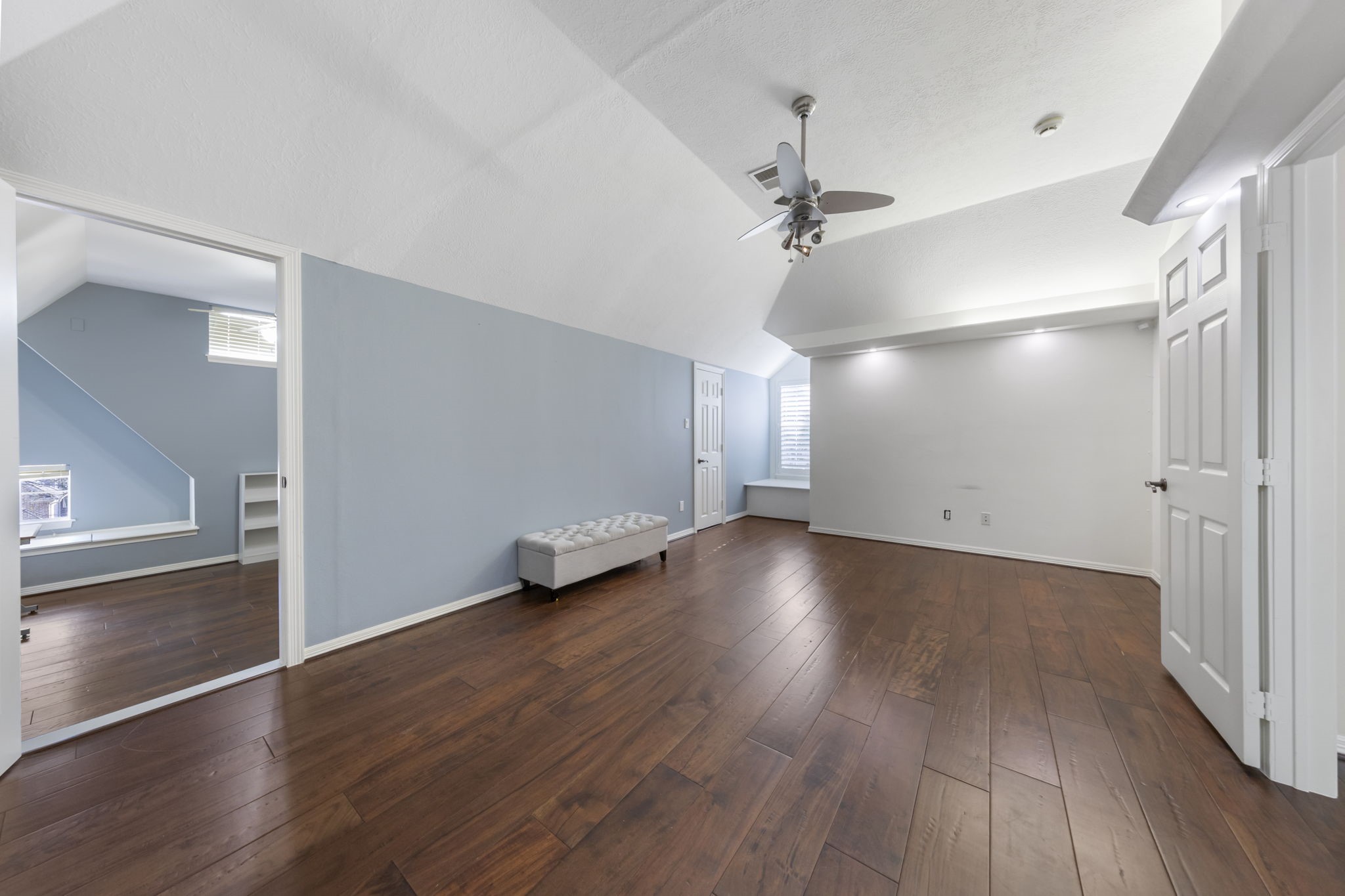 90 W Horizon Ridge Place Property Photo 27