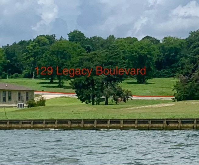 129 Legacy Boulevard Property Photo 3