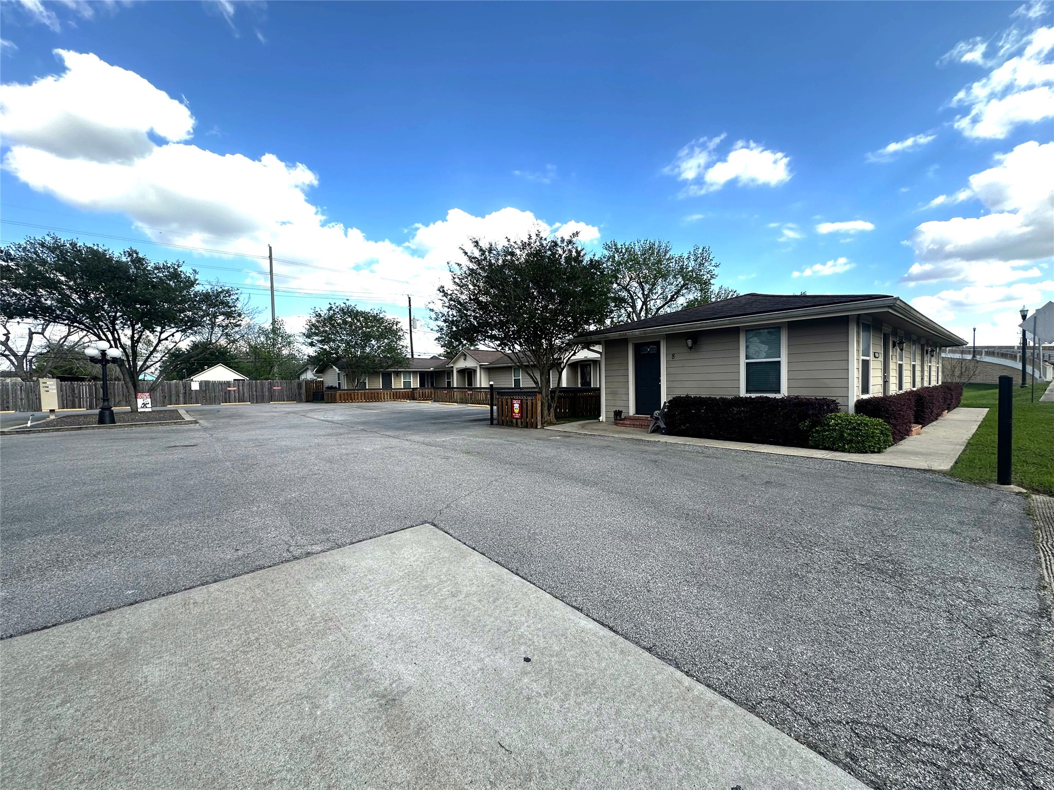 507 Houston Street 4 Property Photo 1